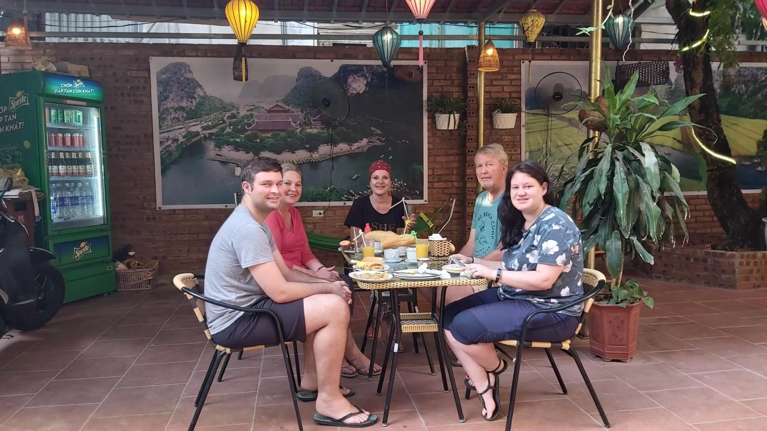 Tam Coc Family Hotel