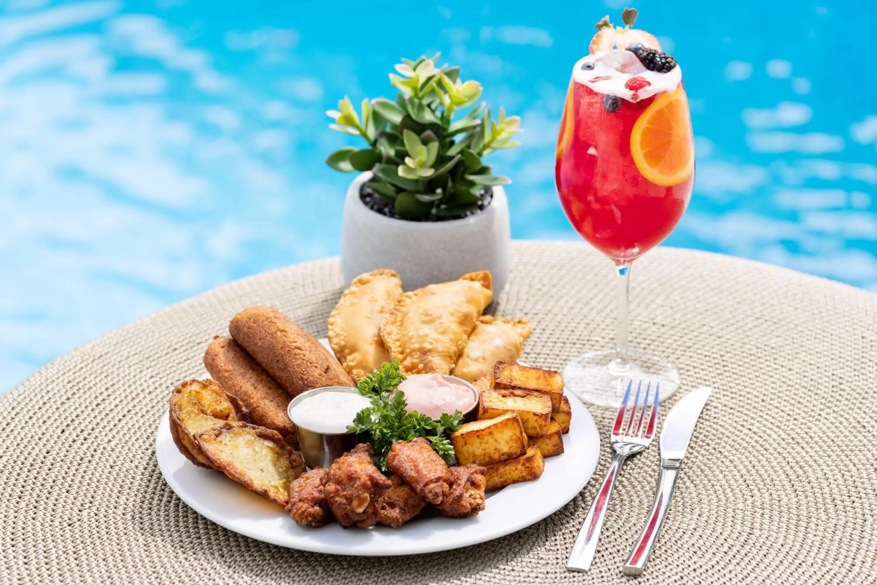 Swimming pool in Residence Inn by Marriott San Juan Isla Verde