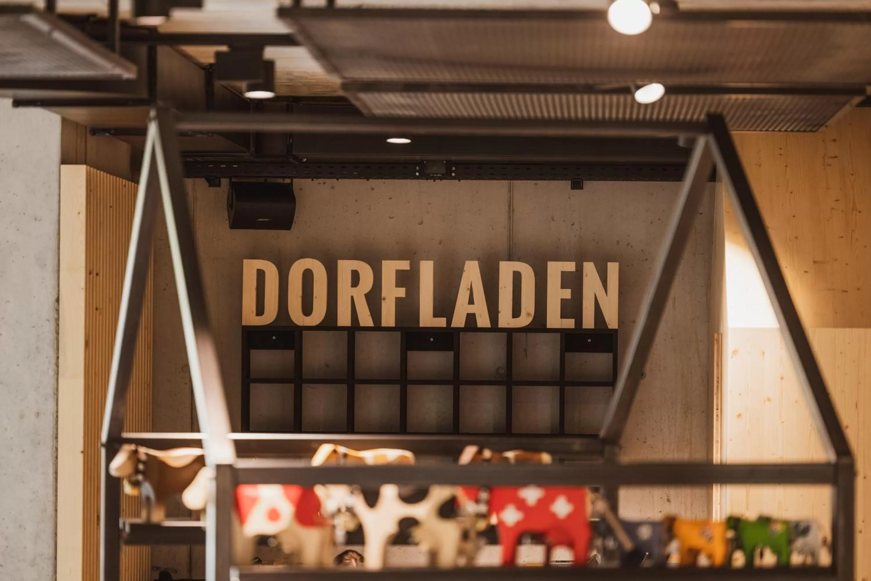 Property logo or sign in Bretterhotel