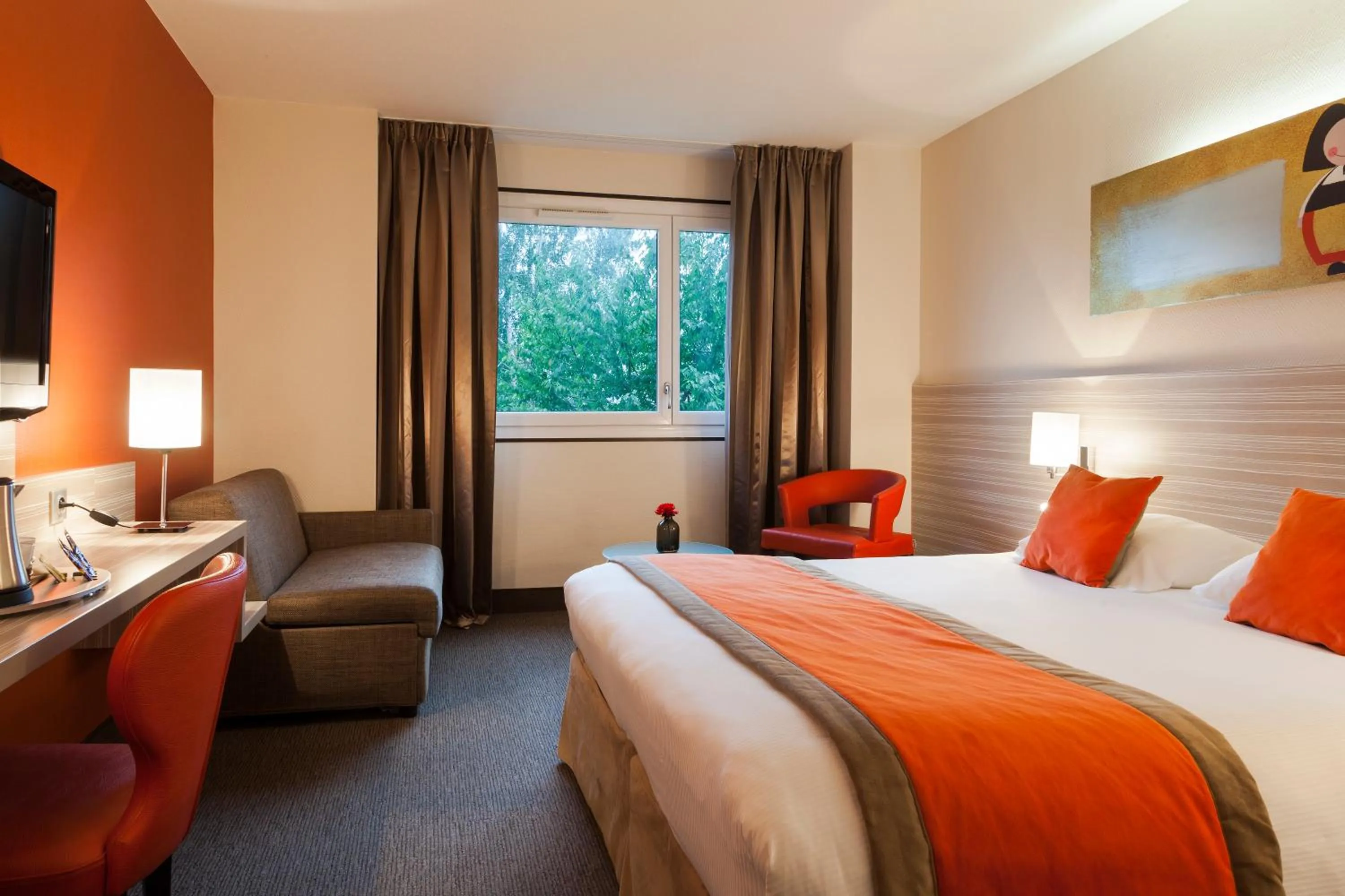 Bedroom, Bed in Kyriad Hotel Strasbourg Lingolsheim