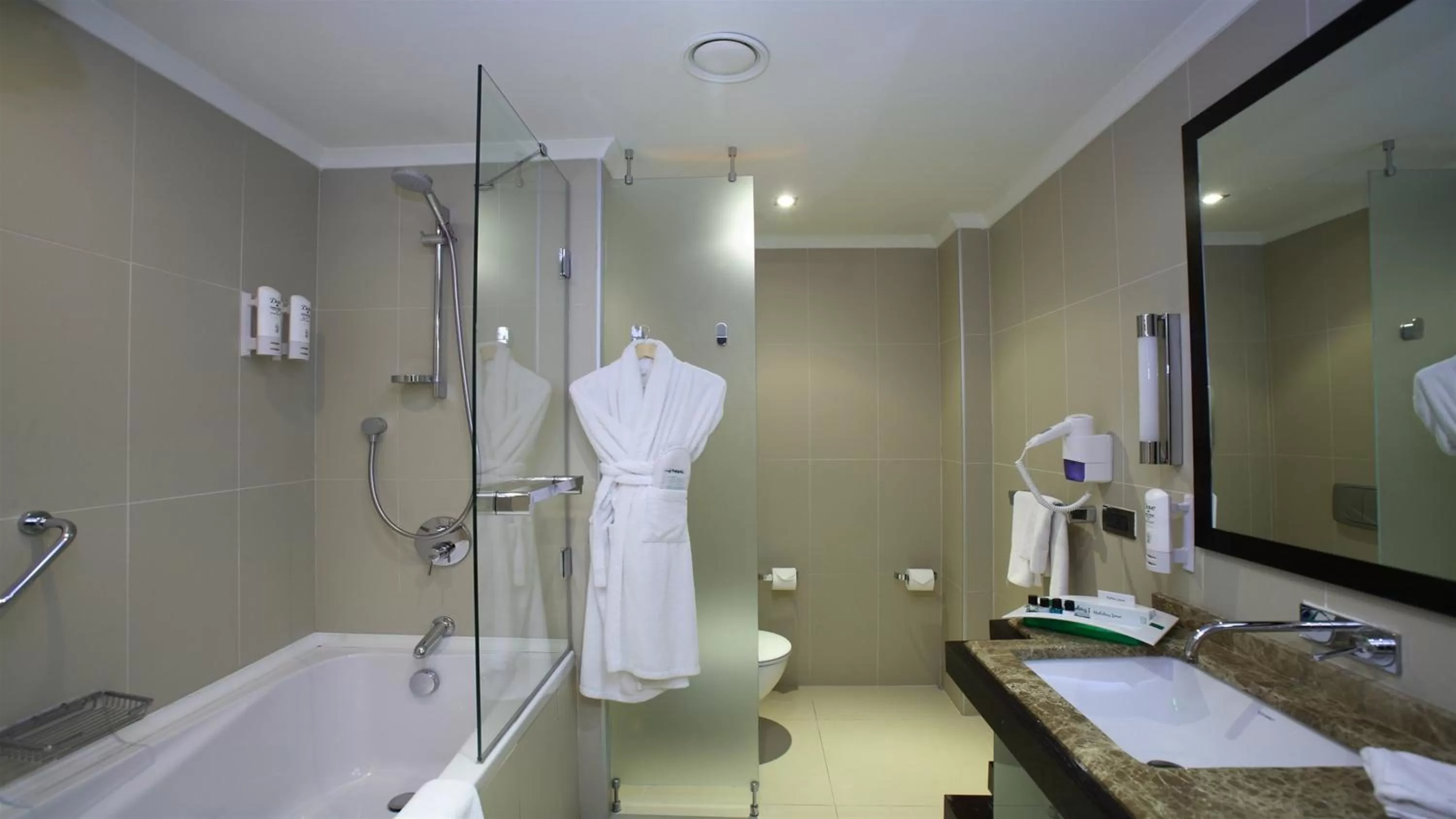Photo of the whole room, Bathroom in Nova Plaza Prime Hotel