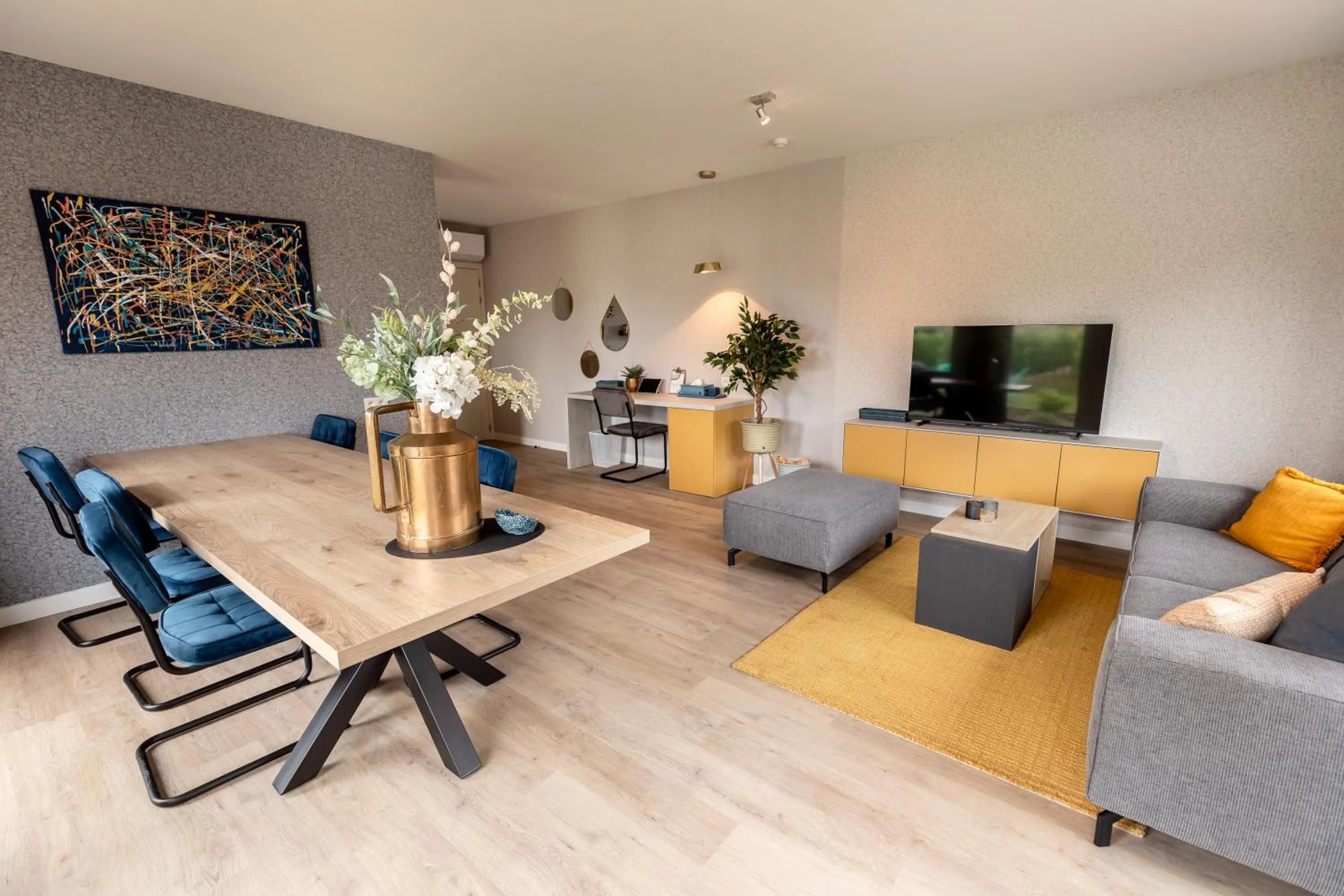 TV and multimedia, Seating Area in B&B Abalona