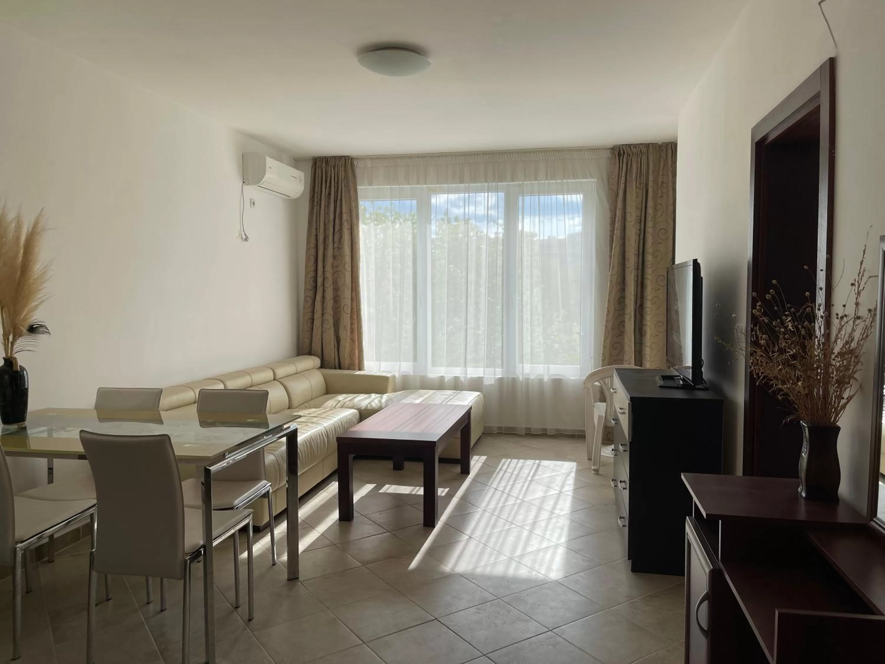 Living room in Ravda Family Resort. Park&Sea