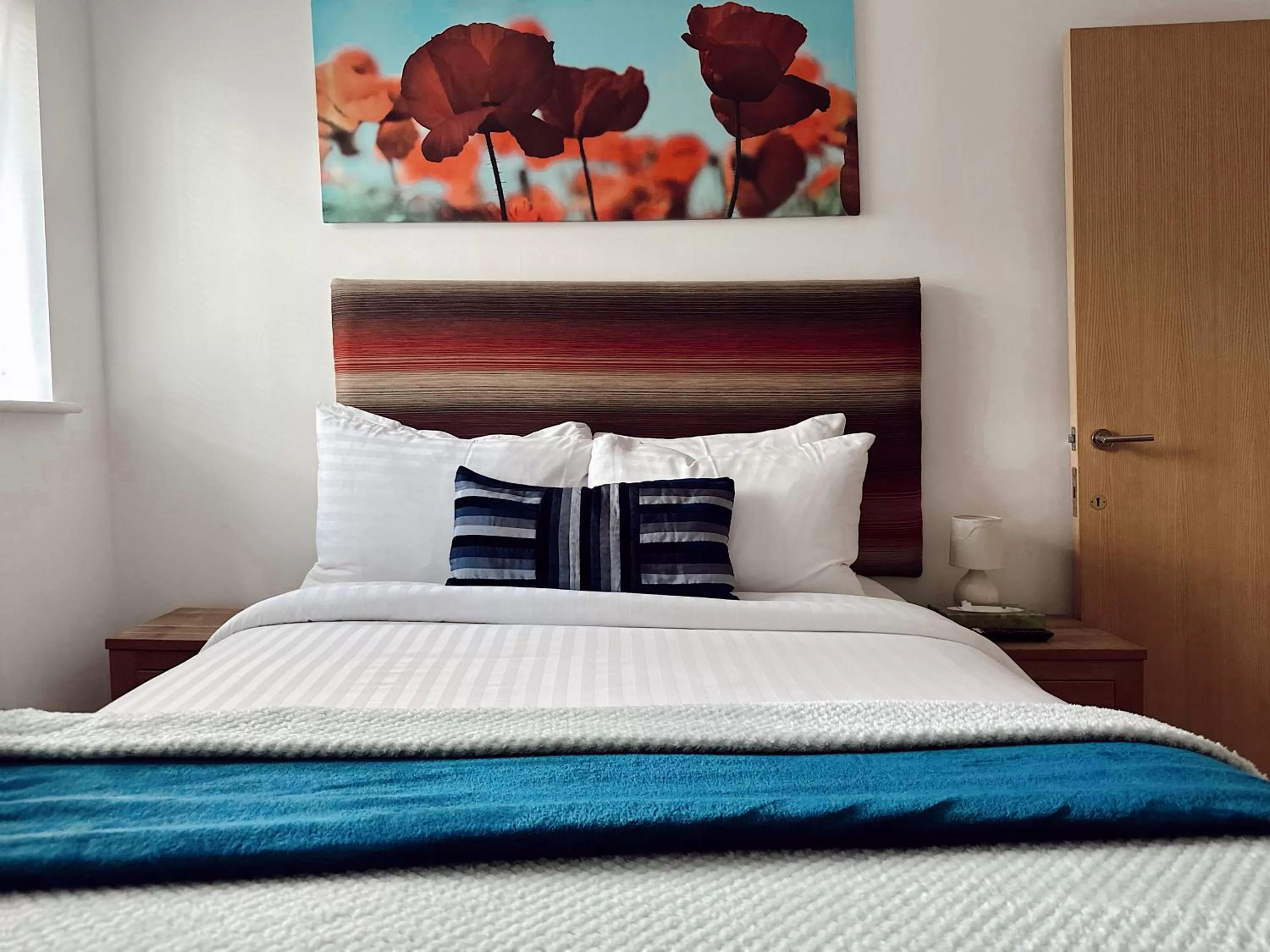 Bed in Canary Wharf - Luxury Apartments