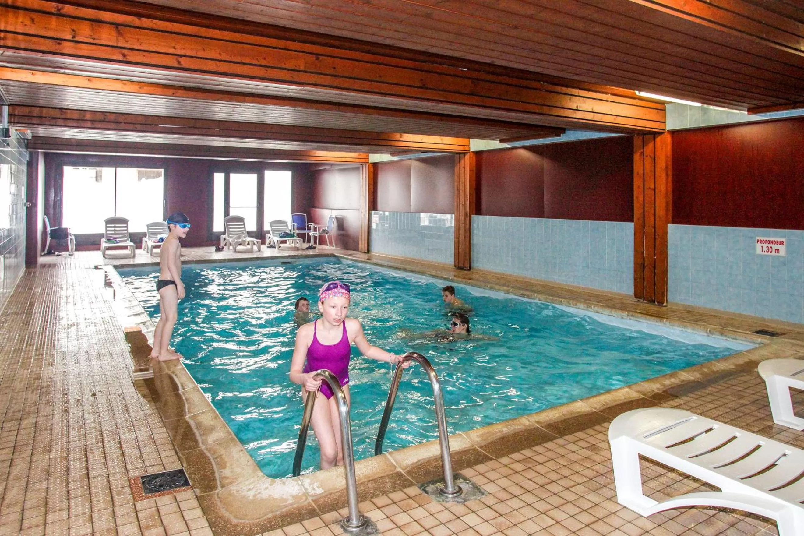 Swimming Pool in Odalys Chalet Alpina