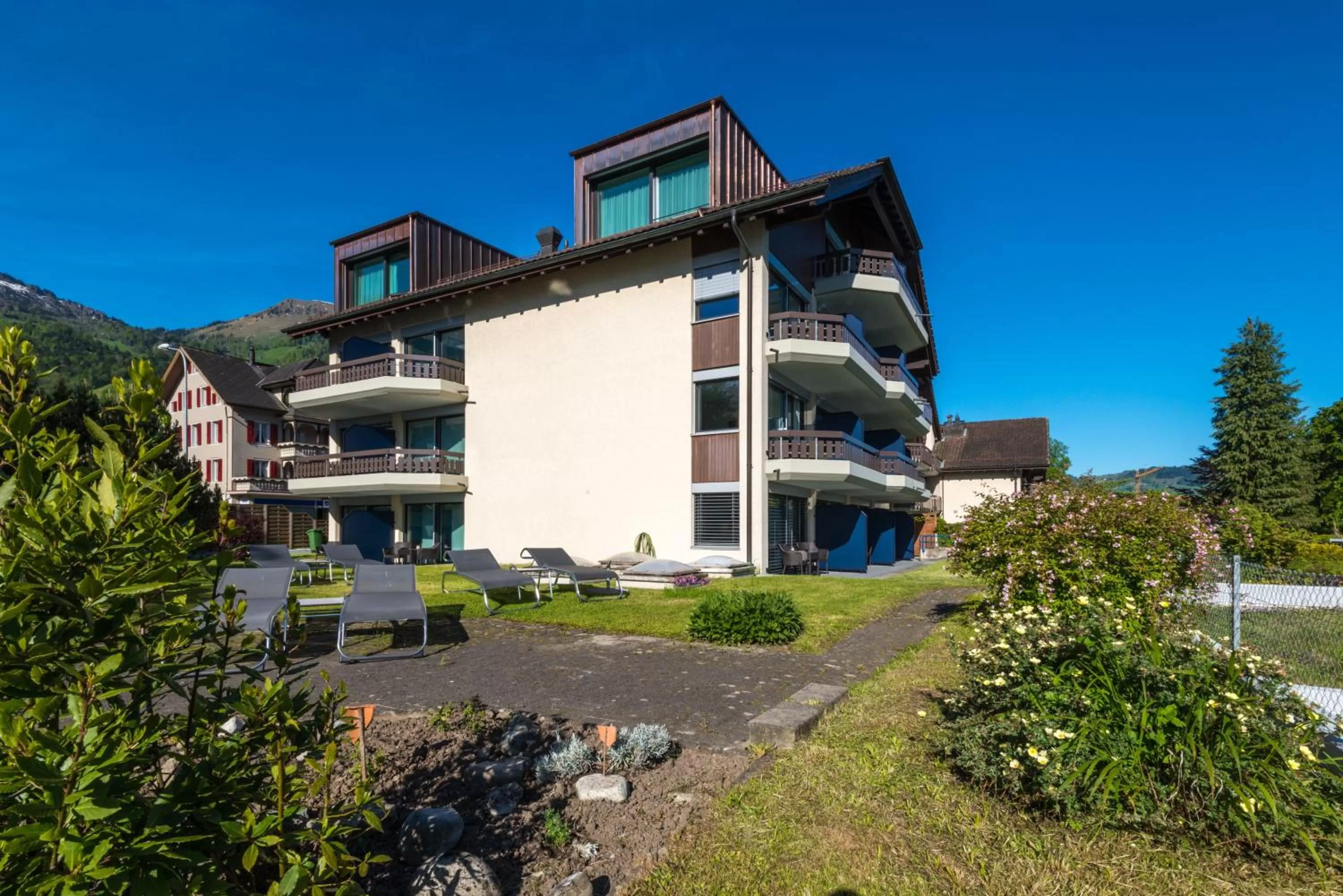 Facade/entrance in Hotel Nidwaldnerhof direkt am See