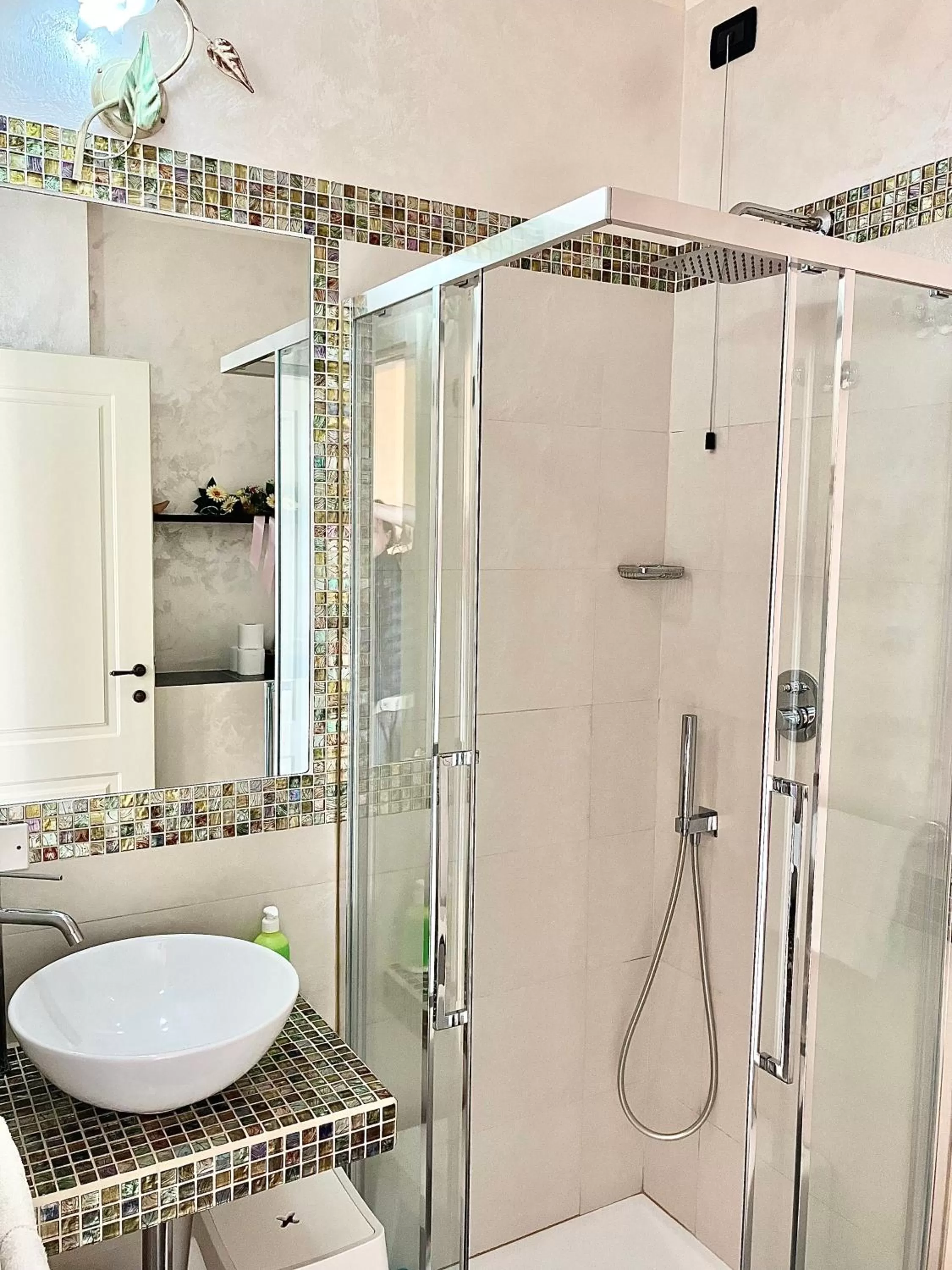 Shower in B&B Desenzano Paradise