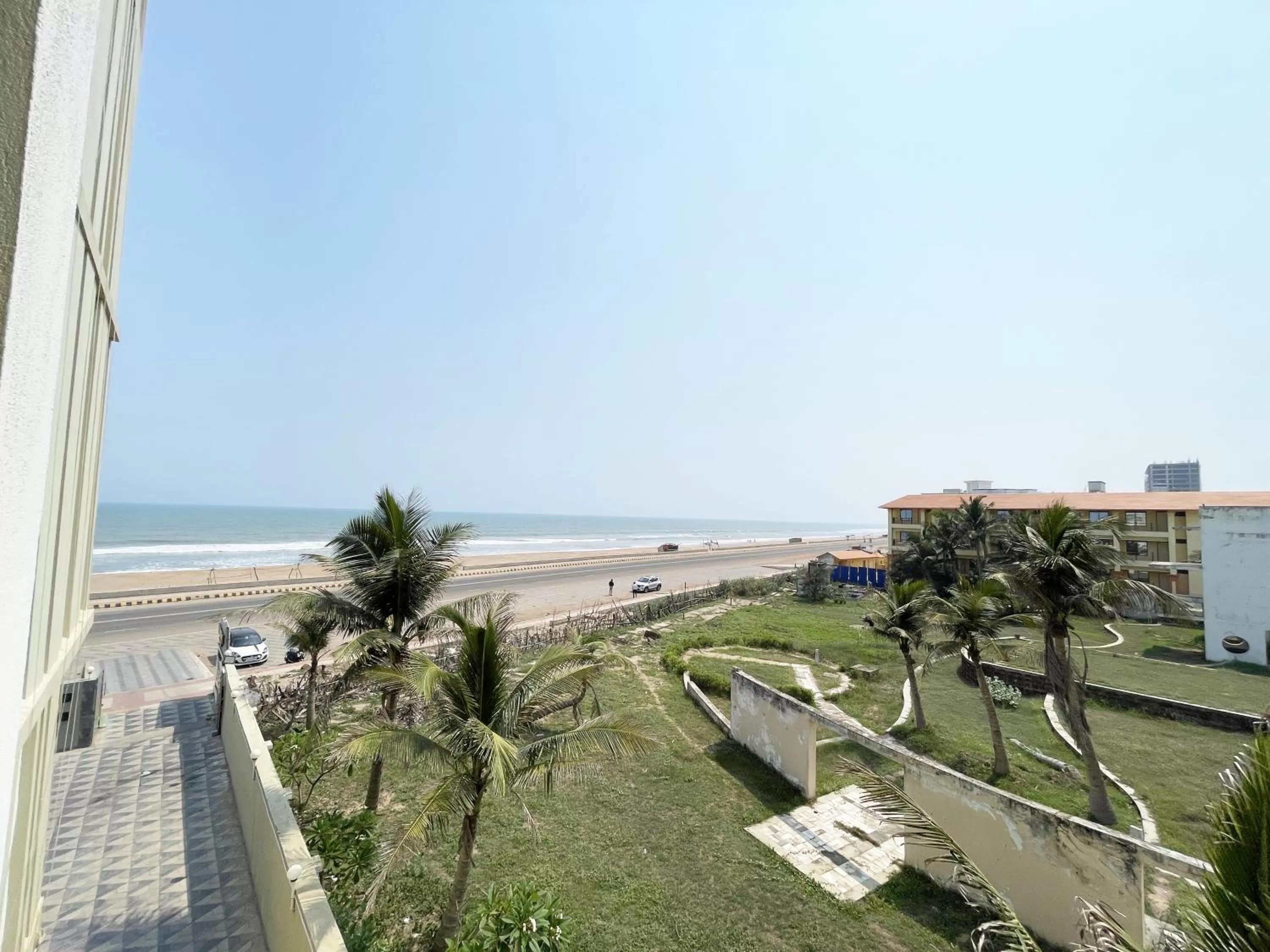 Hotel TBS sea view ! Puri