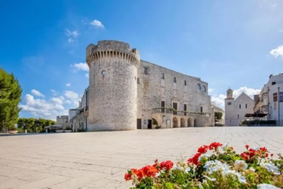 Property Building in Le Scale di Pietra