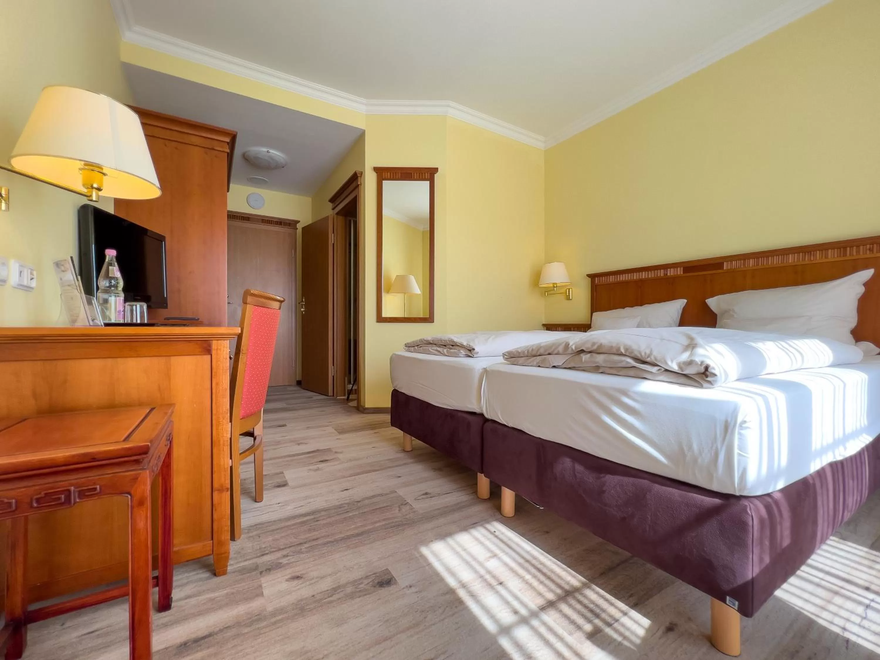 Bed in Hotel Landhaus Wörlitzer Hof