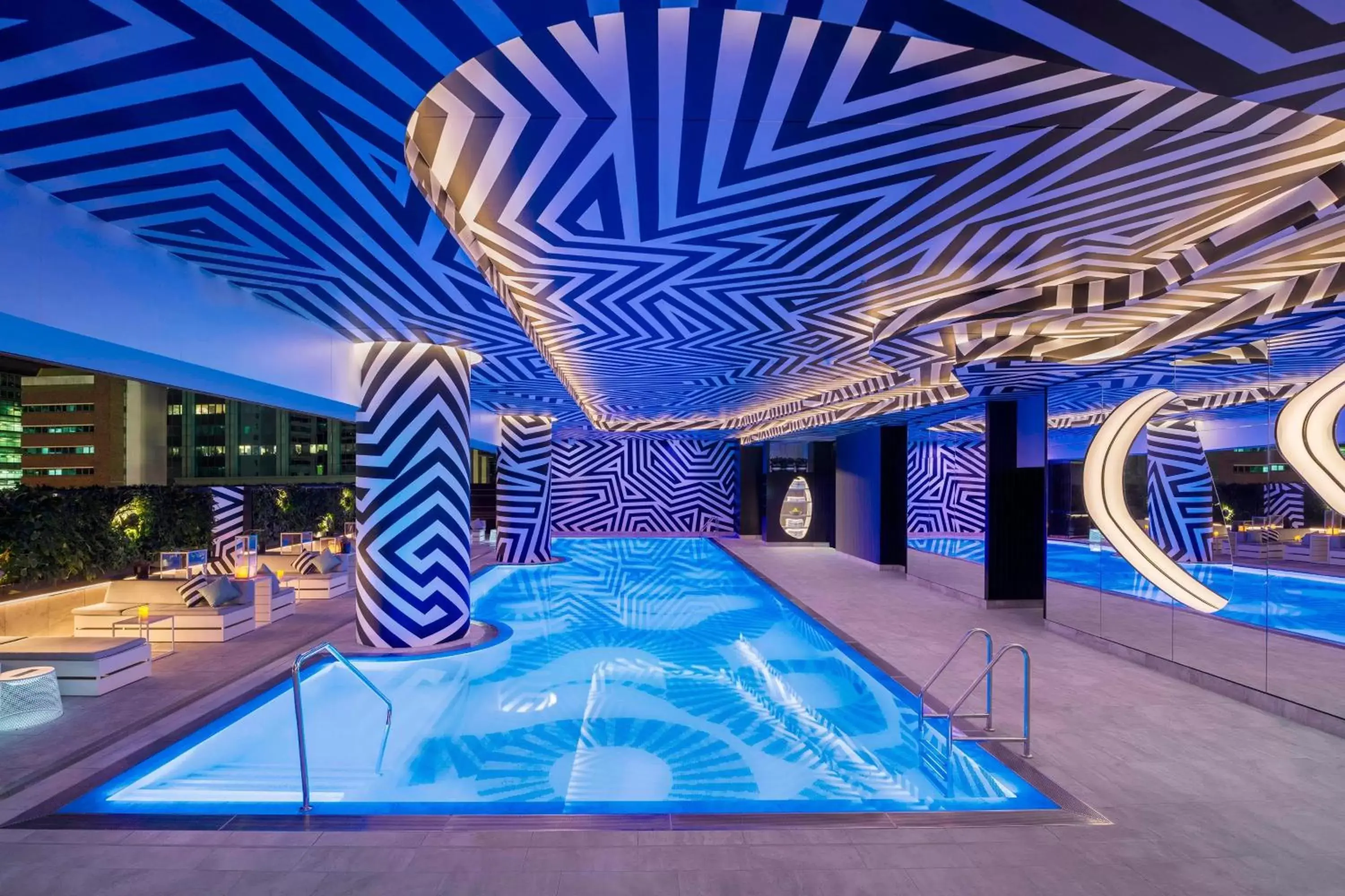 W Brisbane W Brisbane