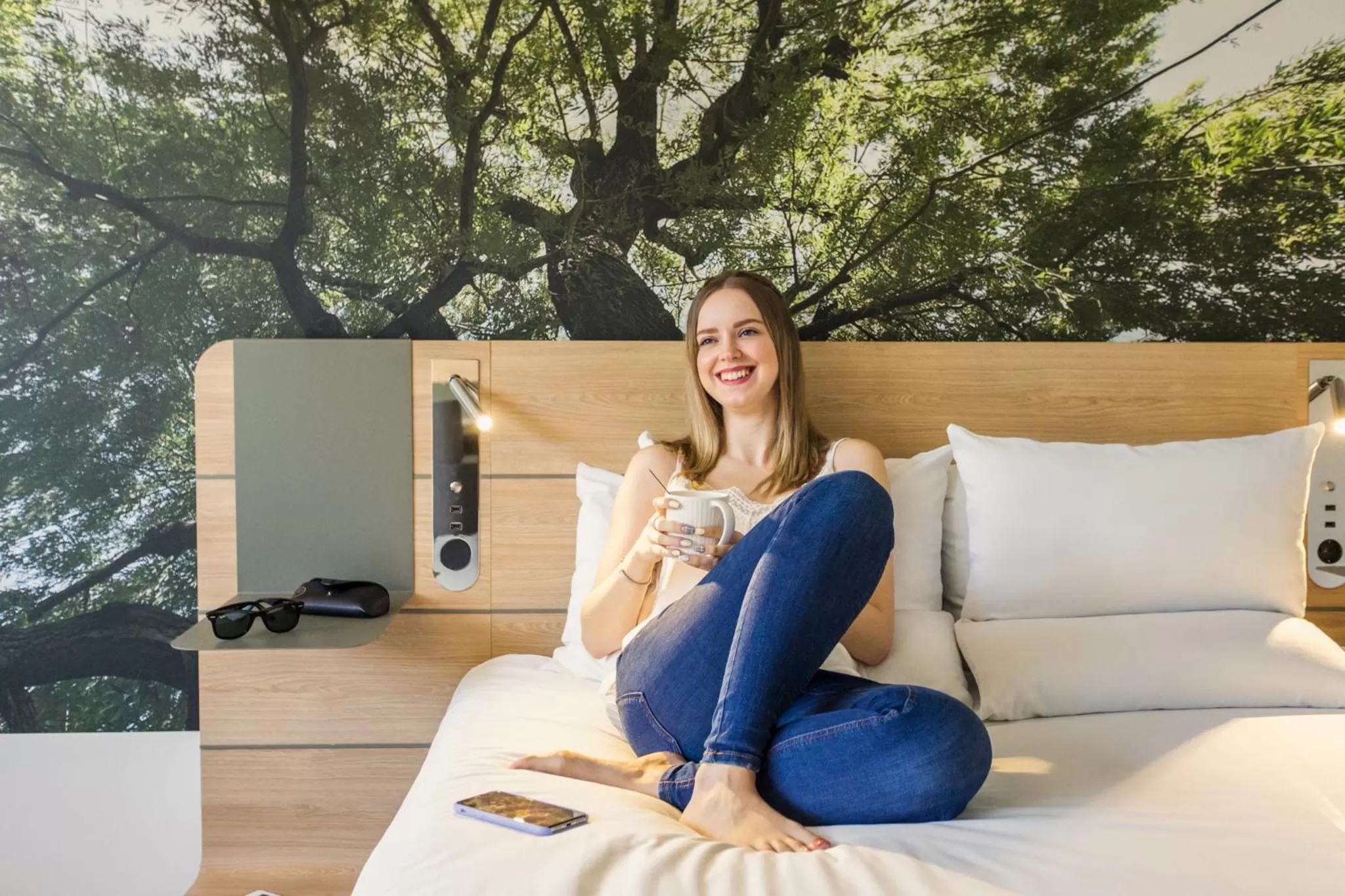 People in Novotel Campo De Las Naciones