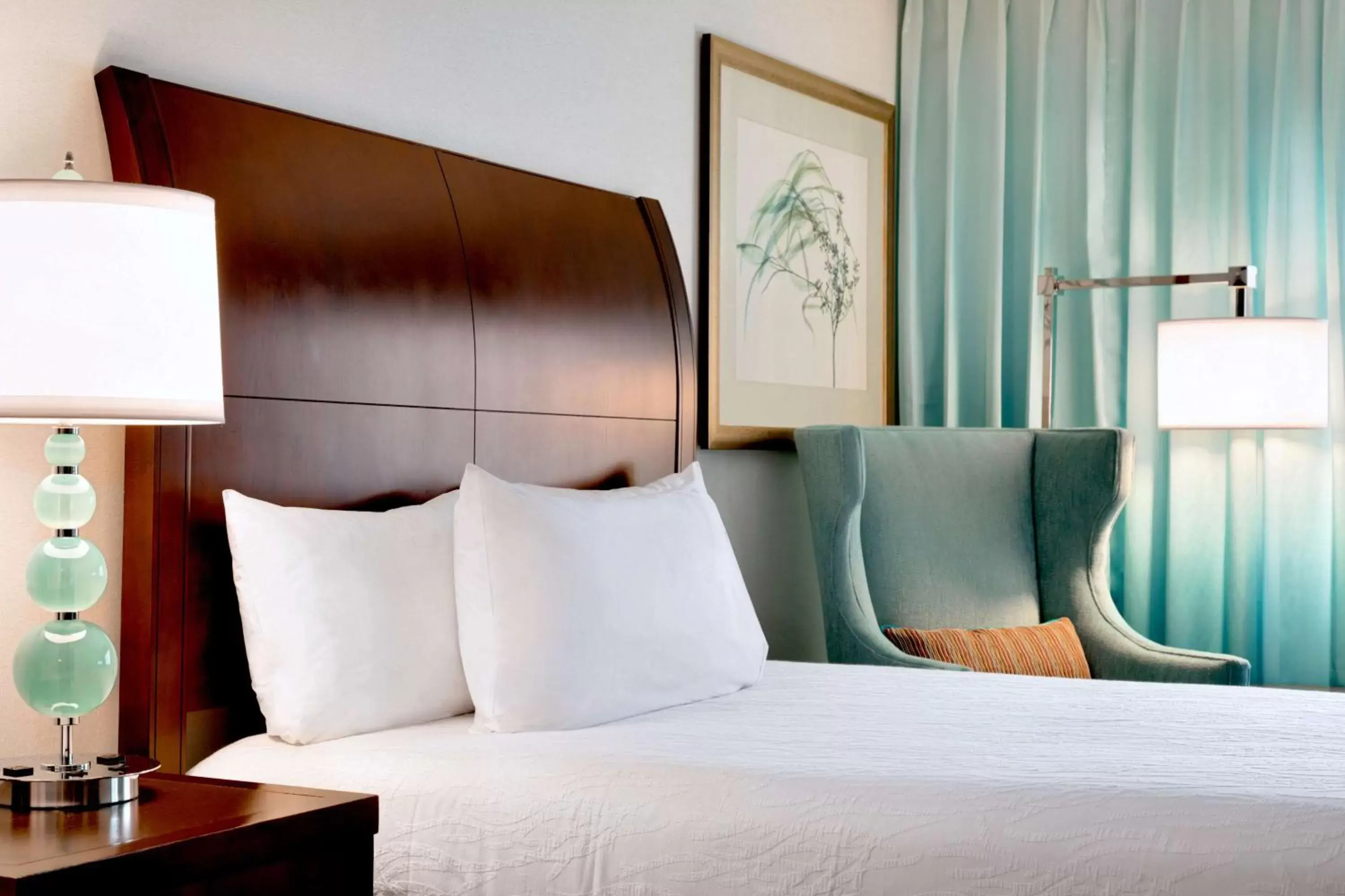 Queen Room with Two Queen Beds in Hilton Garden Inn Worcester Queen Room with Two Queen Beds in Hilton Garden Inn Worcester