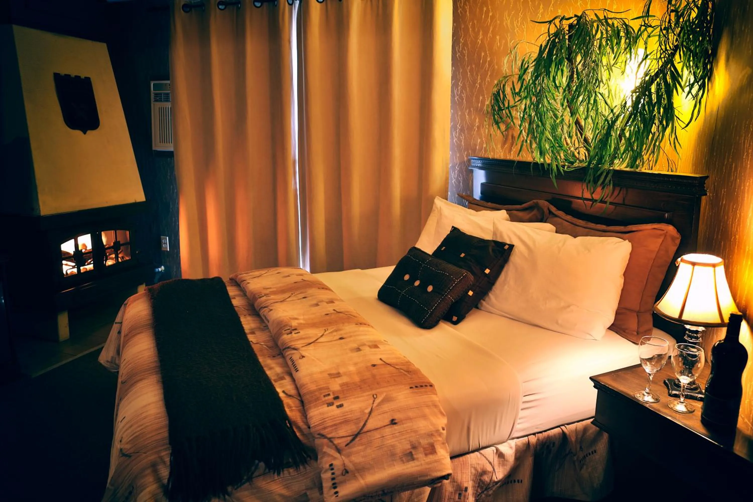 Bed in Hotel-Motel Drummond