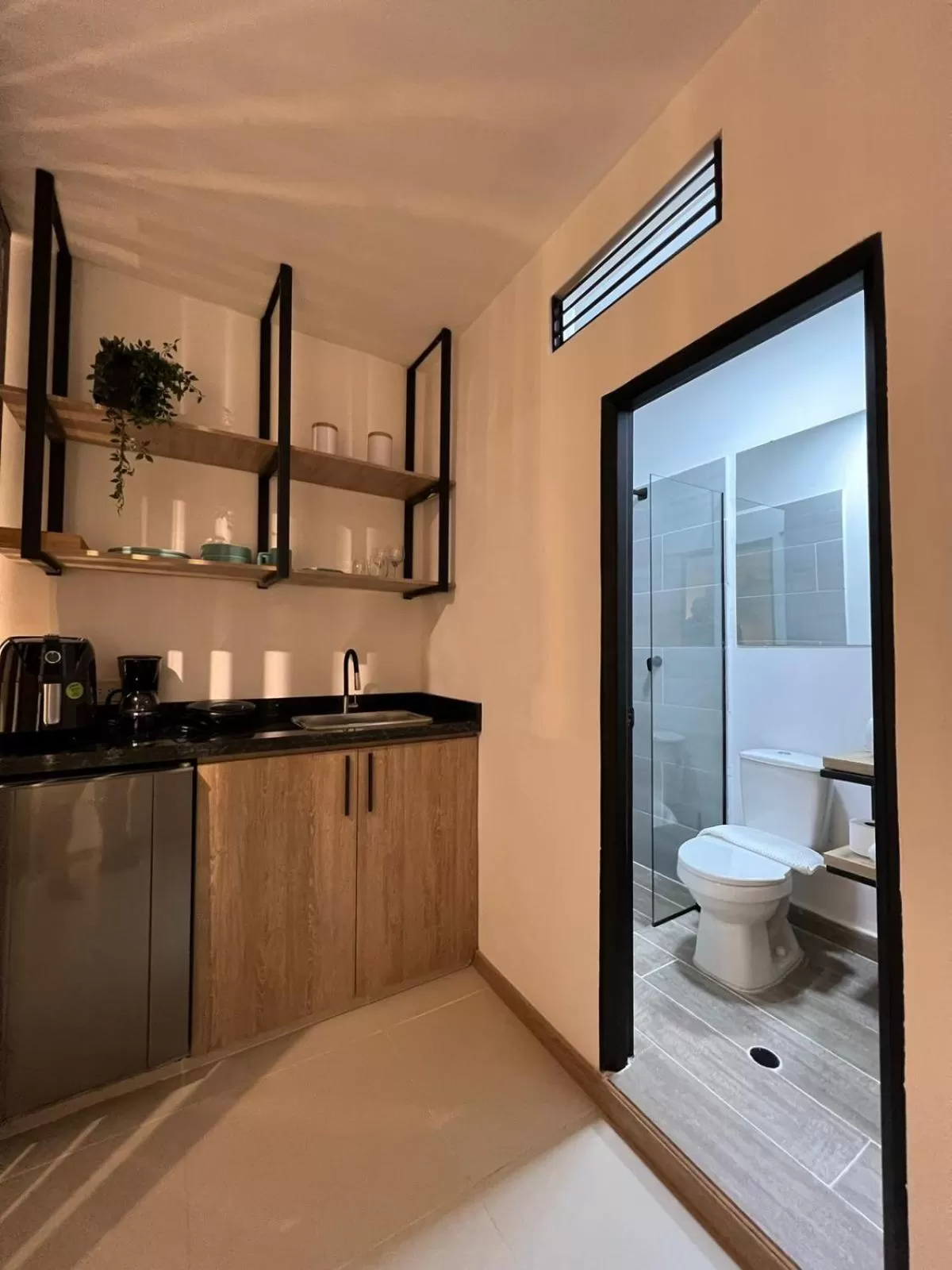 kitchen, Bathroom in HOTEL 9.5 SAN FERNANDO