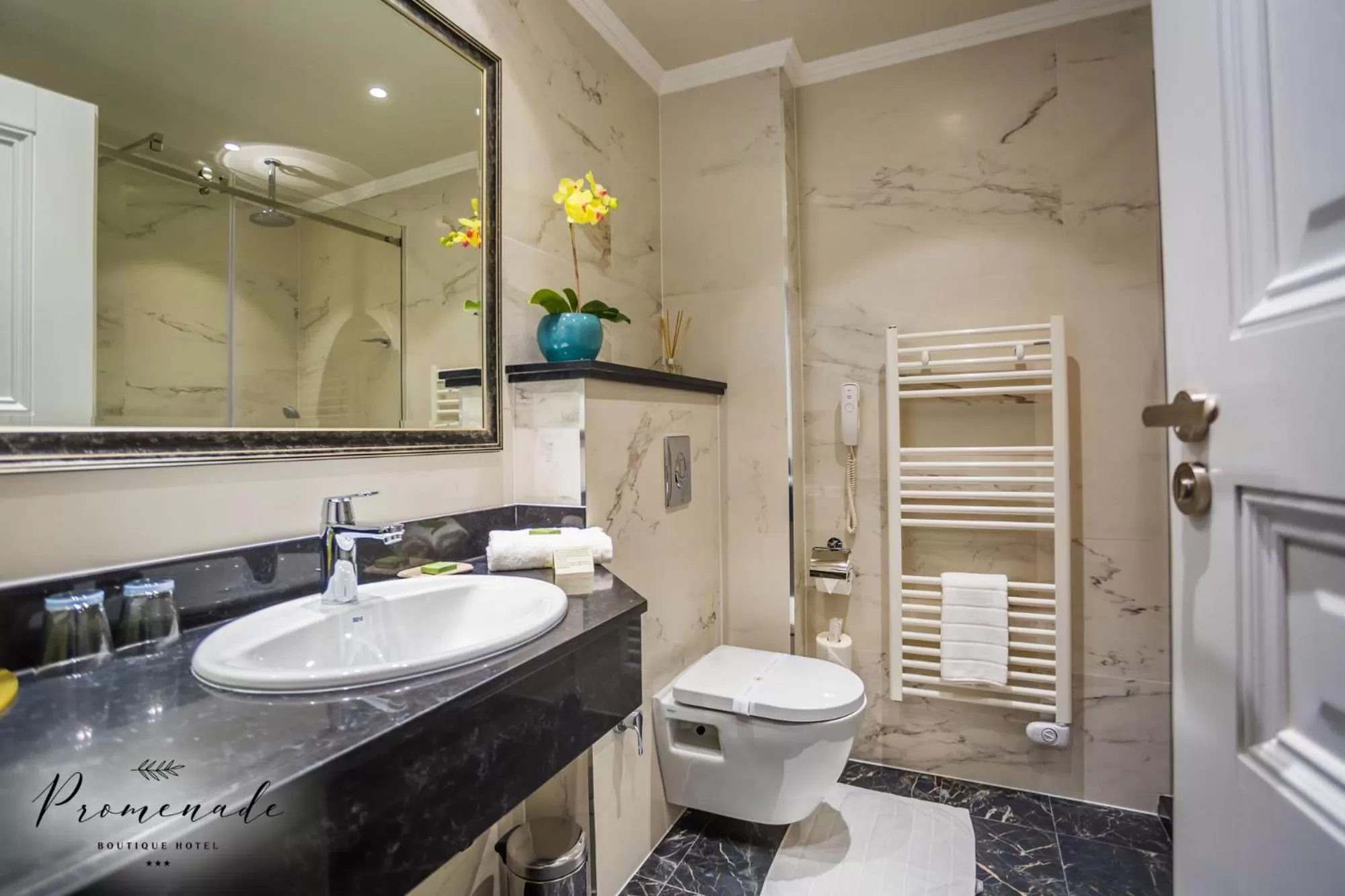 Bathroom in Hotel Residence Promenade
