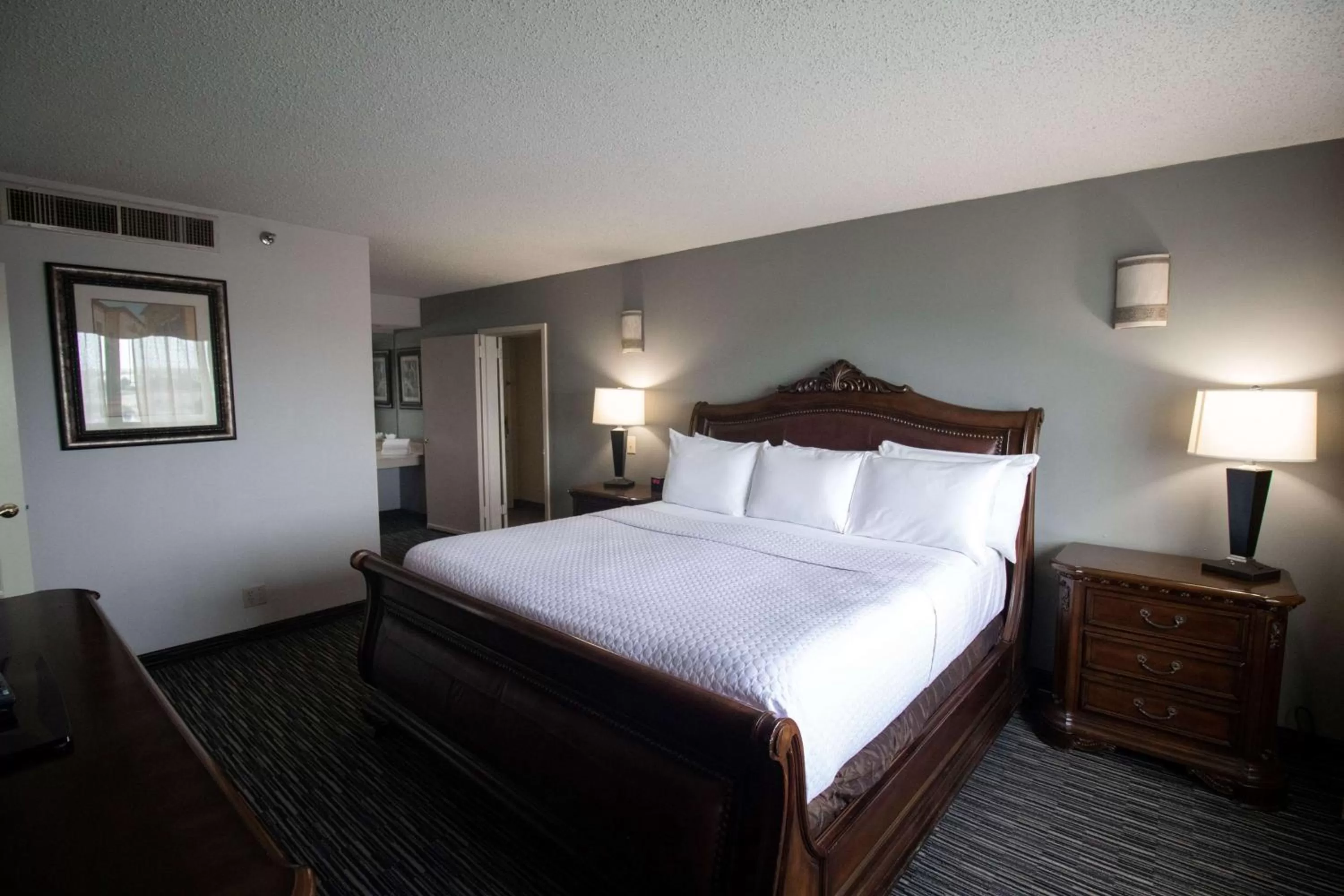 Photo of the whole room, Bed in Wyndham Houston near NRG Park - Medical Center