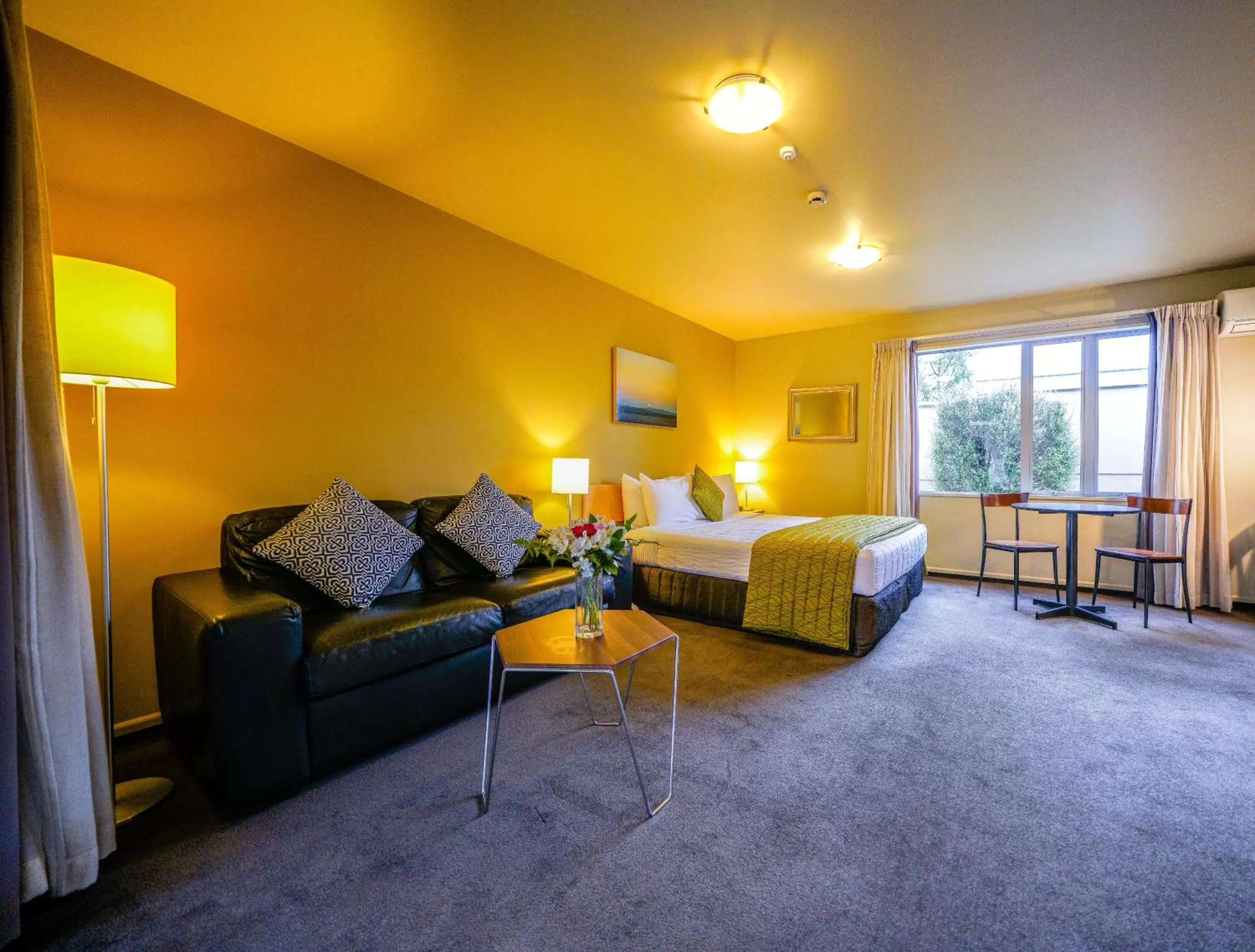 Bed in CentrePoint on Colombo