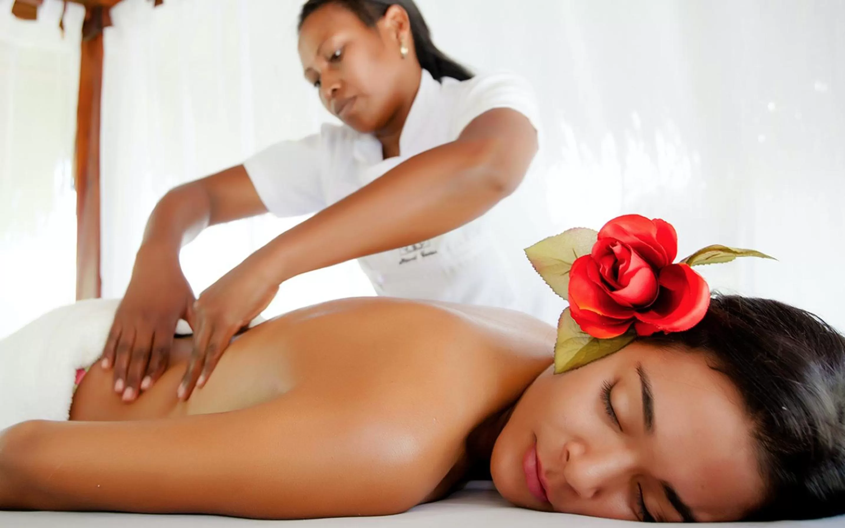 Massage in GRAND CARIBE BEACH CLUB and SPA - PLAYA LOS CORALES