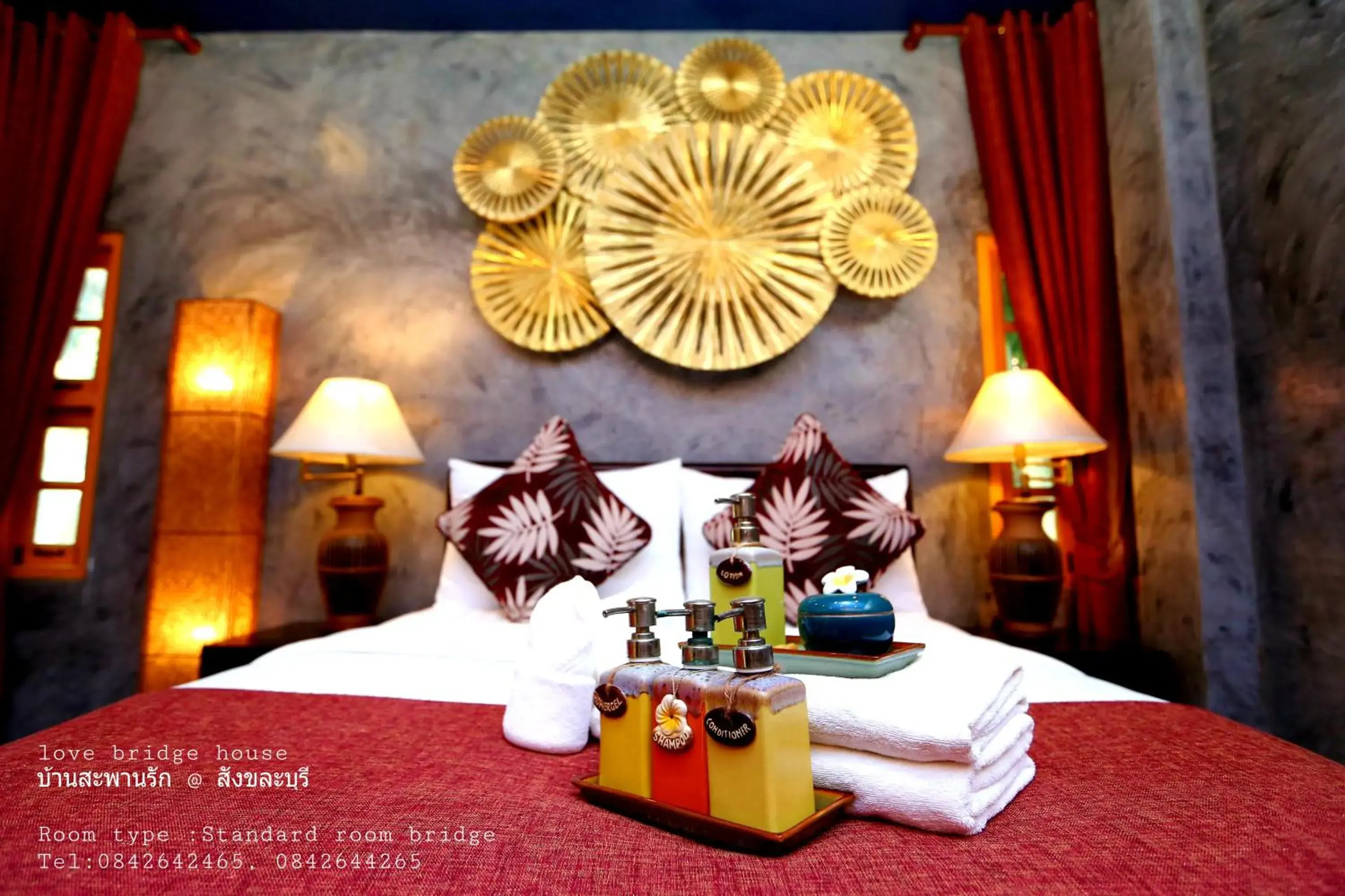 Standard Queen Room in Love Bridge House บ้านสะพานรัก Standard Queen Room in Love Bridge House บ้านสะพานรัก