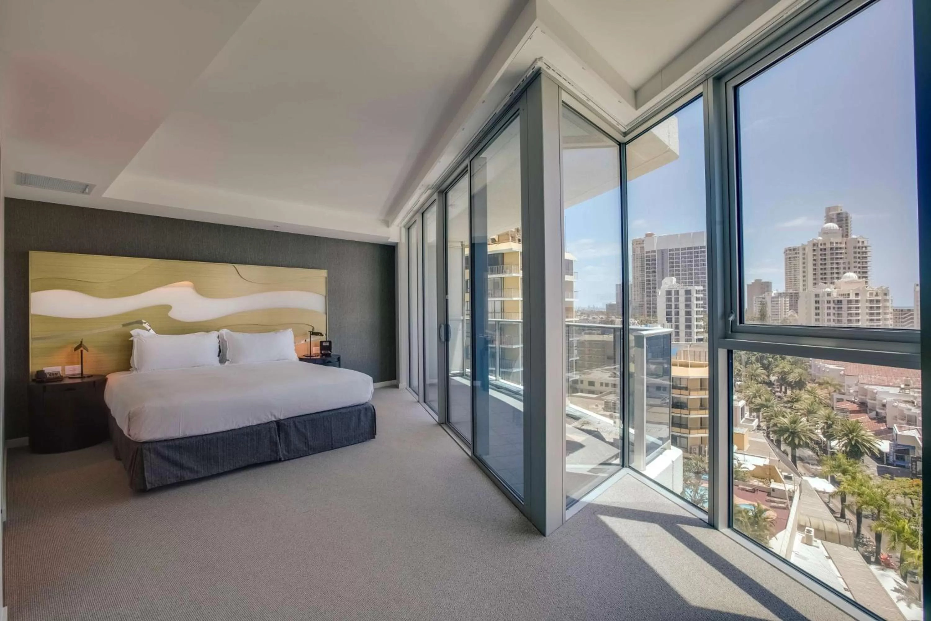 Bed in Hilton Surfers Paradise Hotel & Residences