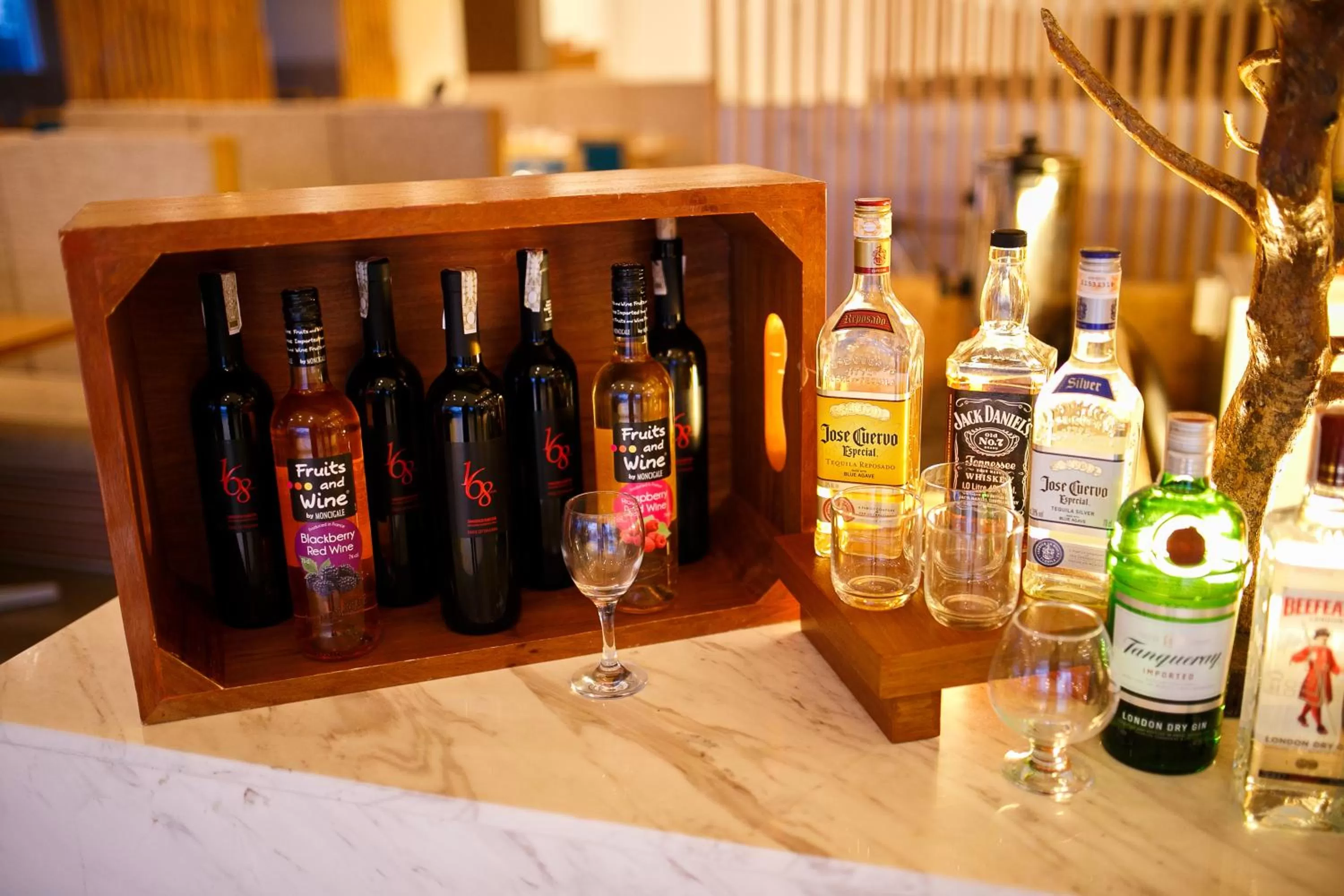 Restaurant/places to eat in Solea Mactan Resort