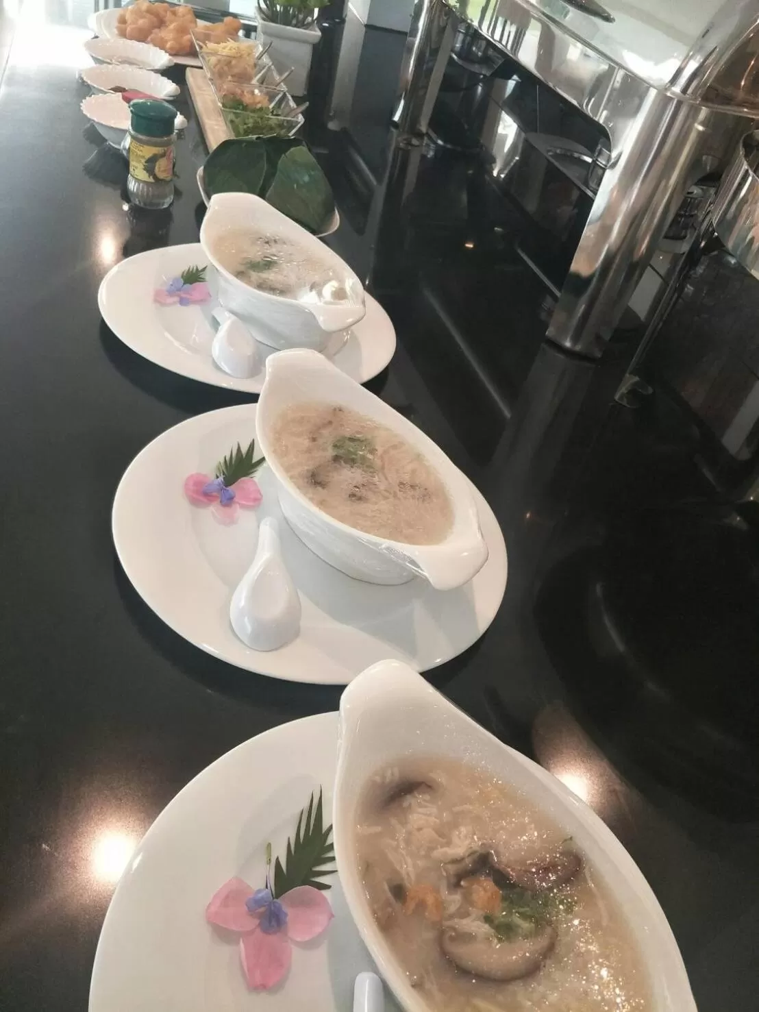 Food in The White Garden Premier Saraburi