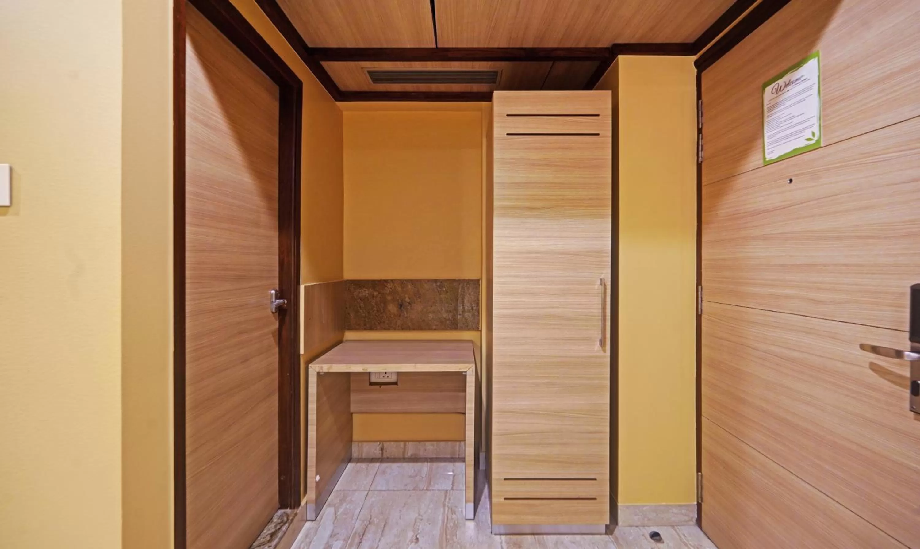 wardrobe in Treebo Fourth Avenue