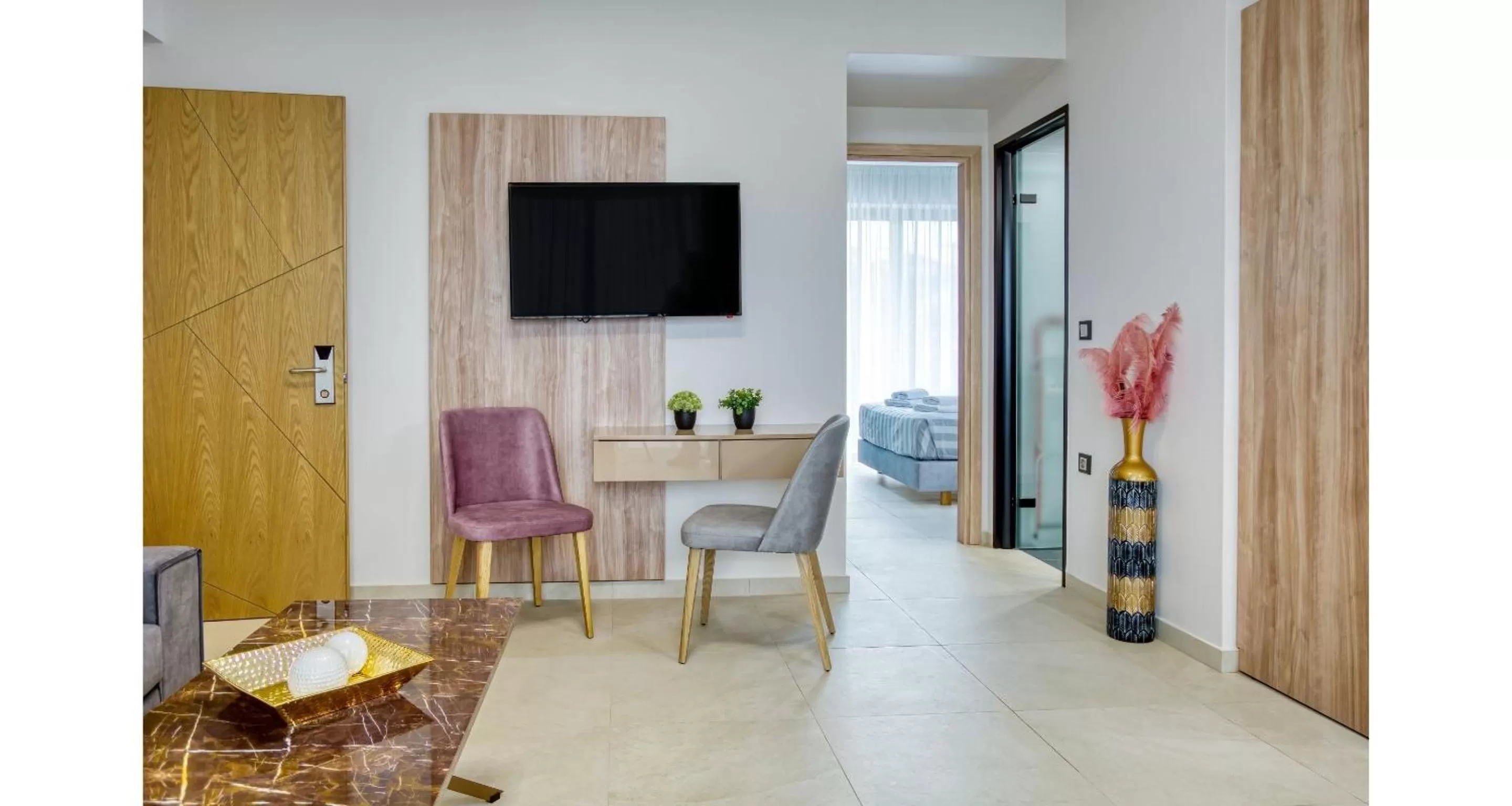 TV and multimedia in Sapphire Horizon Suites