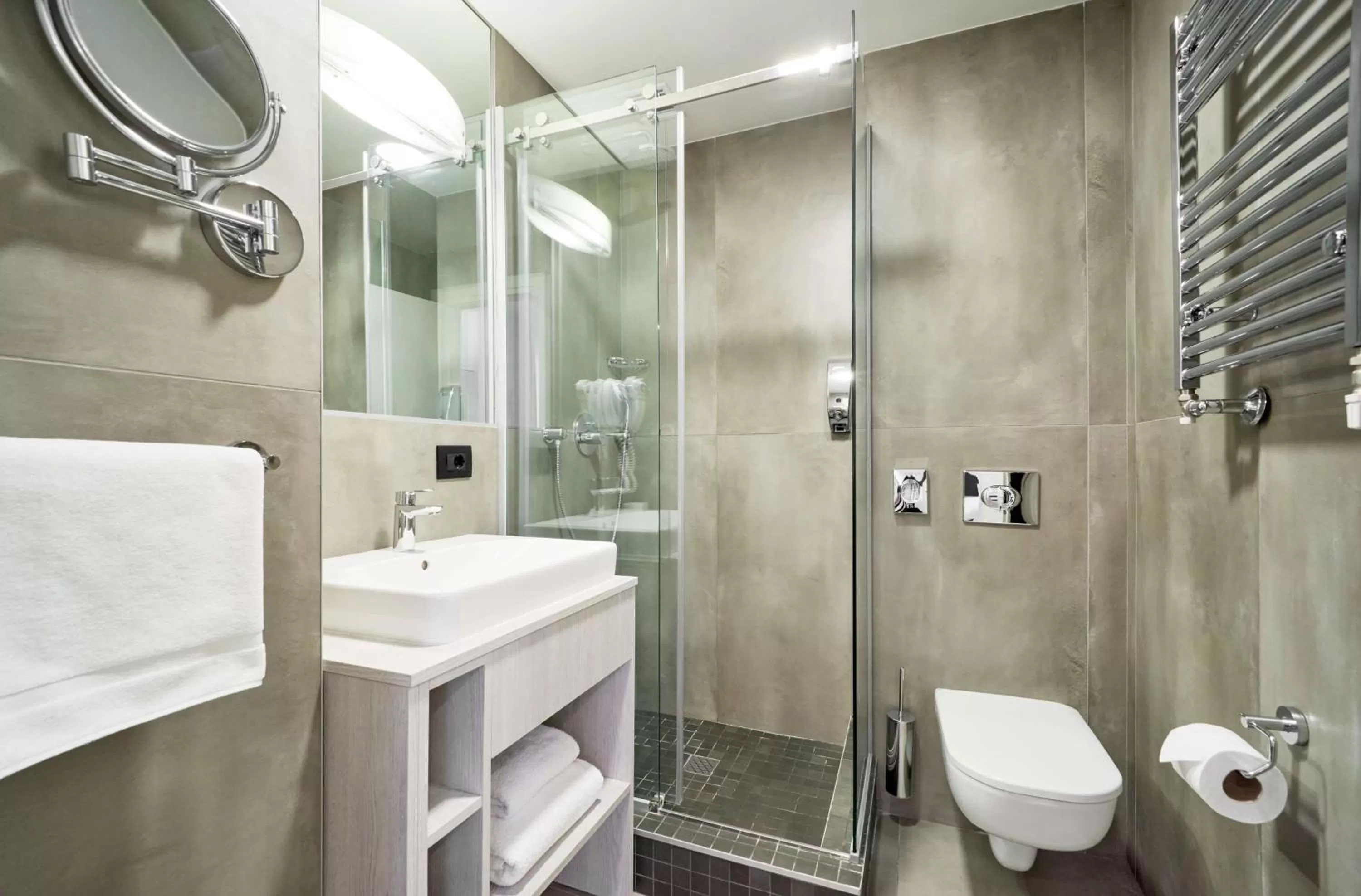Bathroom in Radisson Hotel City Centre Odesa