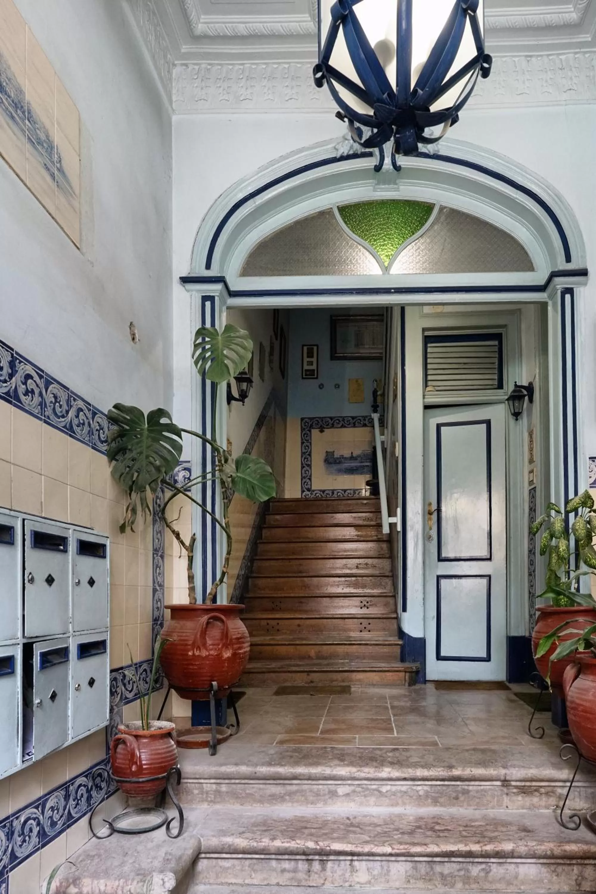 Facade/entrance in 1924