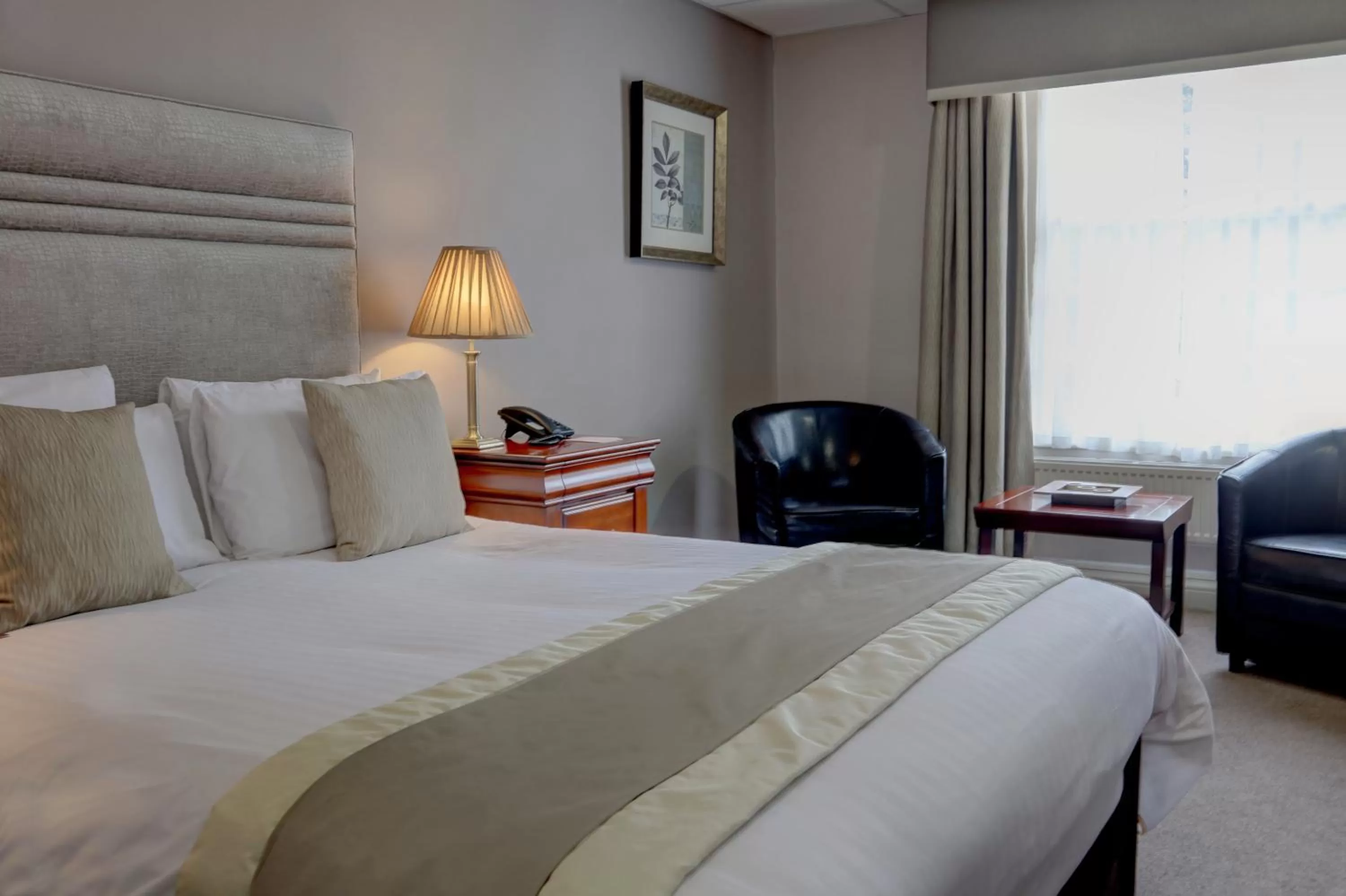 Bedroom, Bed in Best Western Plus West Retford Hotel