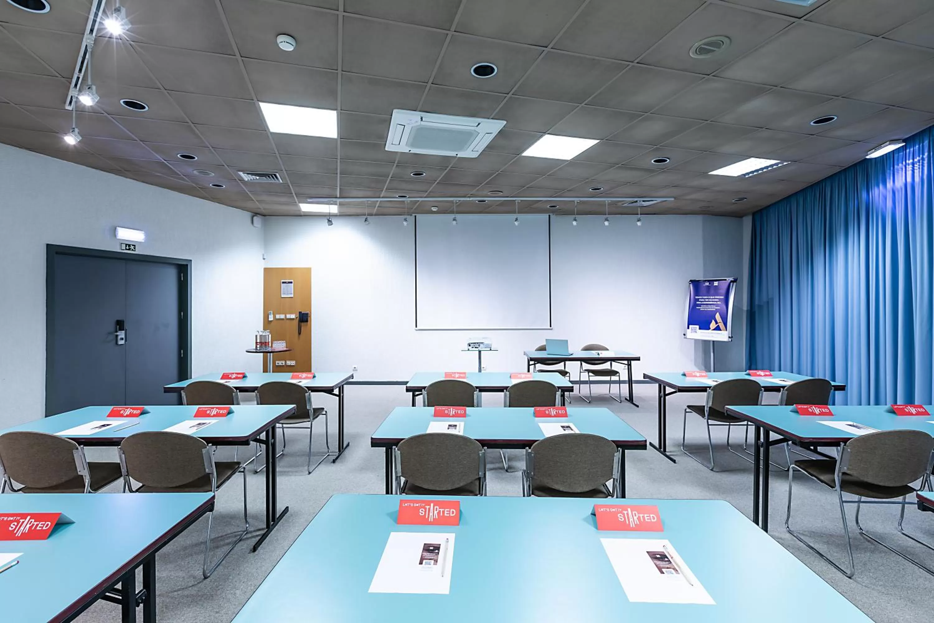 Meeting/conference room in Hotel ibis Porto Gaia