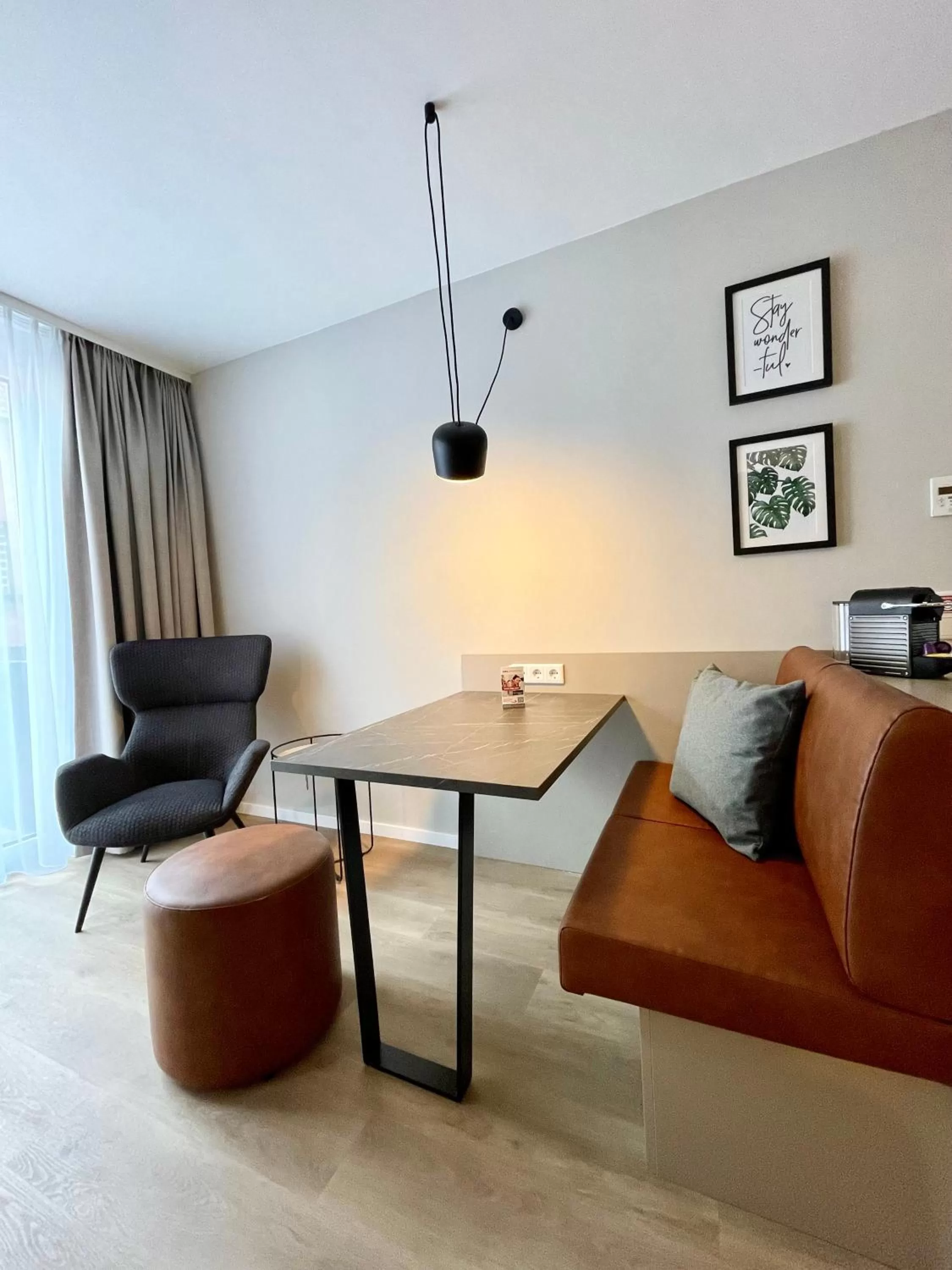 Seating area in zeitwohnhaus SUITE-HOTEL & SERVICED APARTMENTS