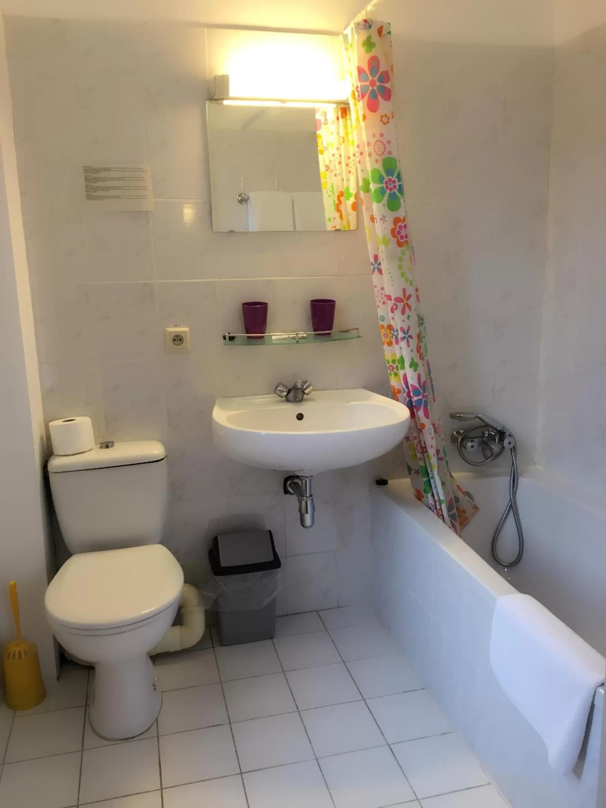 Toilet in Hotel Claridge