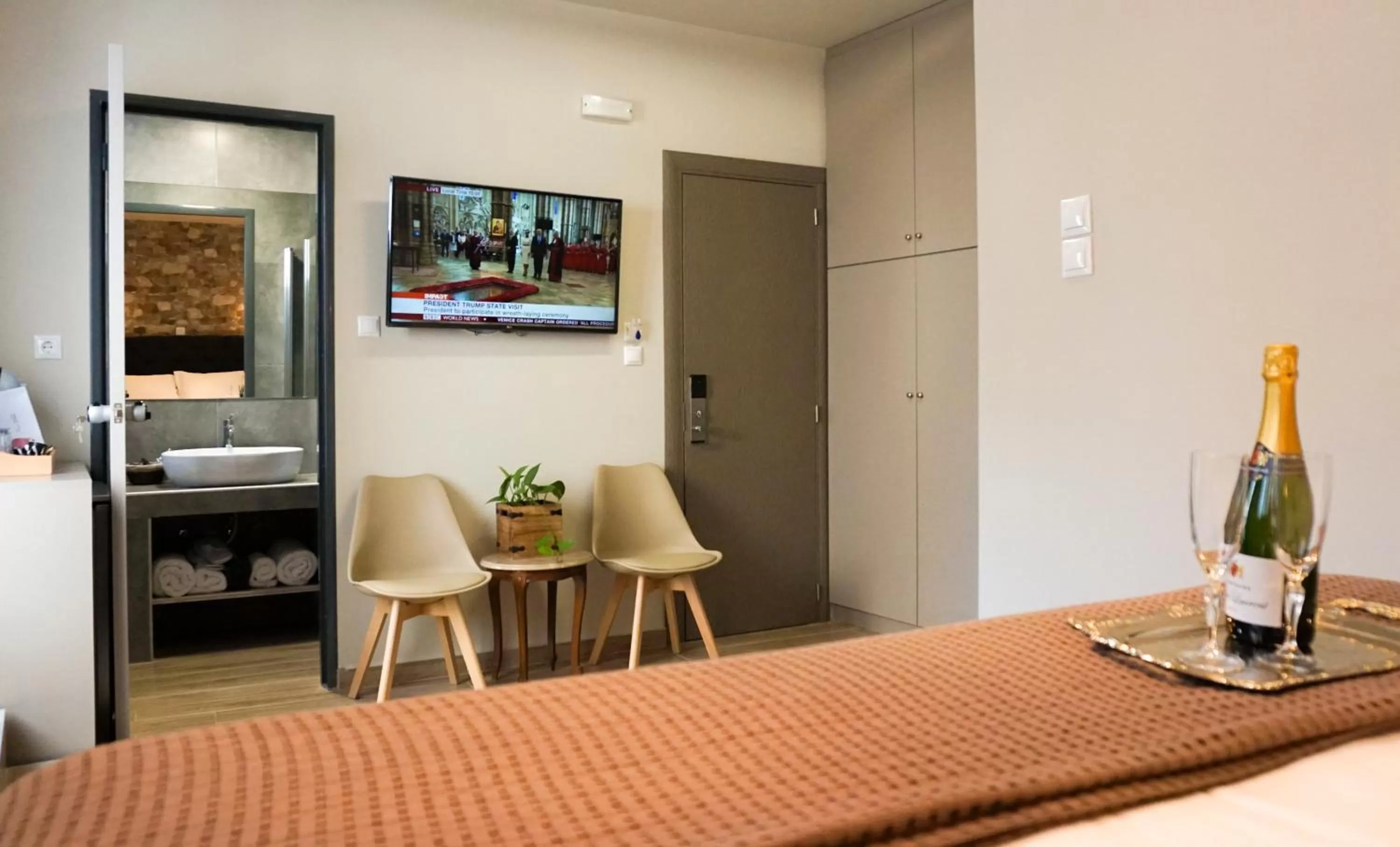 TV and multimedia in Pallada Athens boutique rooms & apartments