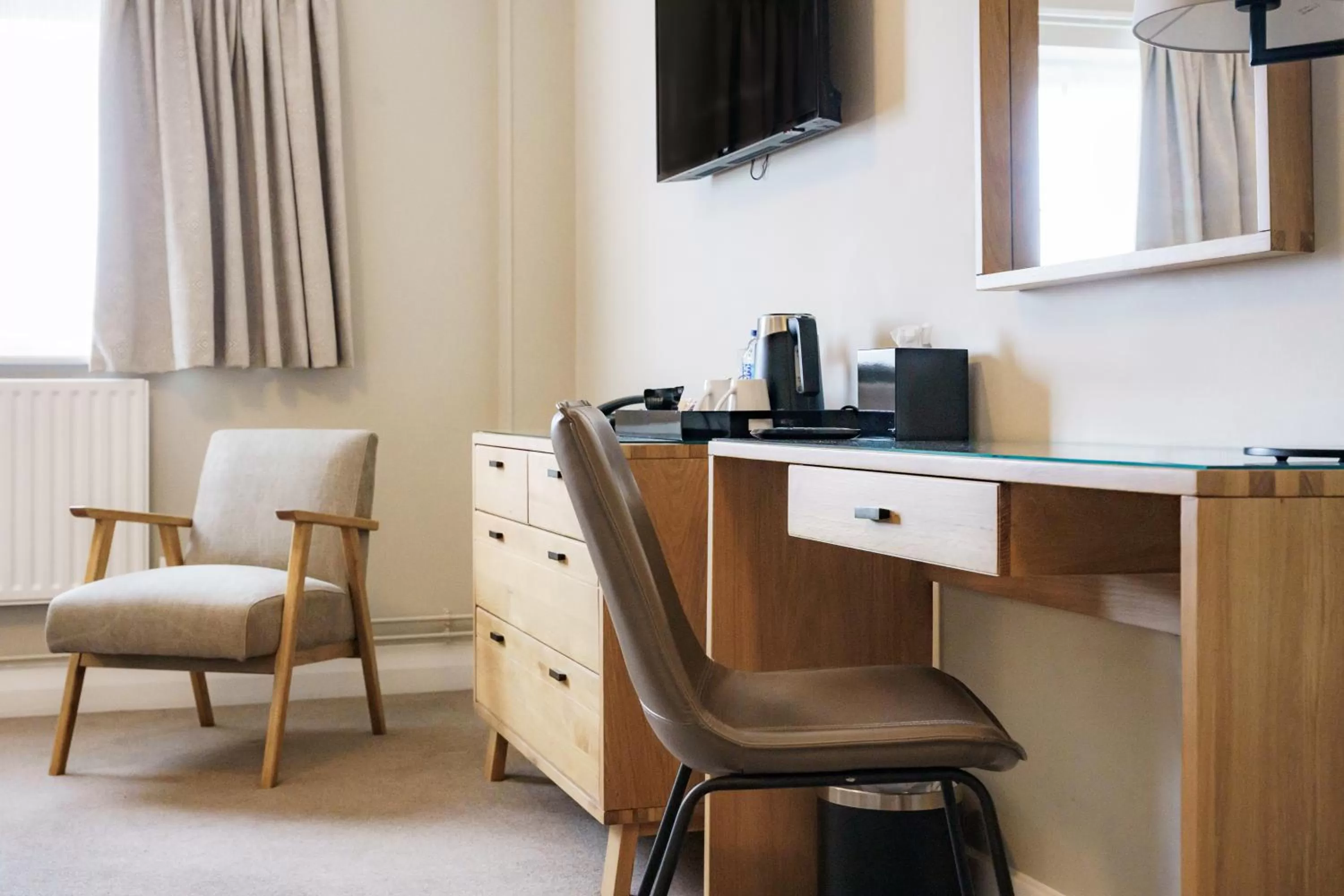 TV and multimedia in Aberystwyth Park Lodge Hotel