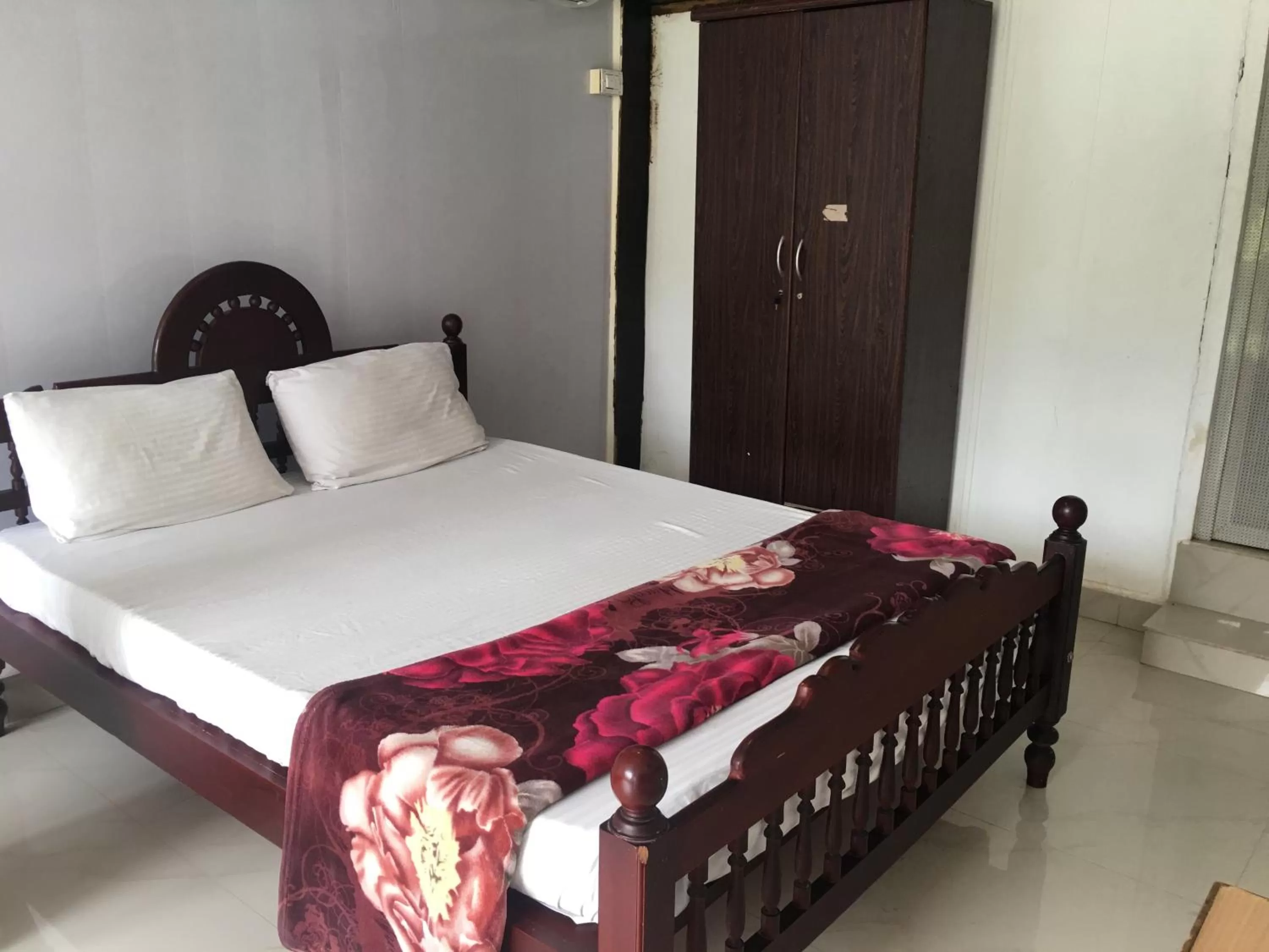 Bed in Udaya Resort