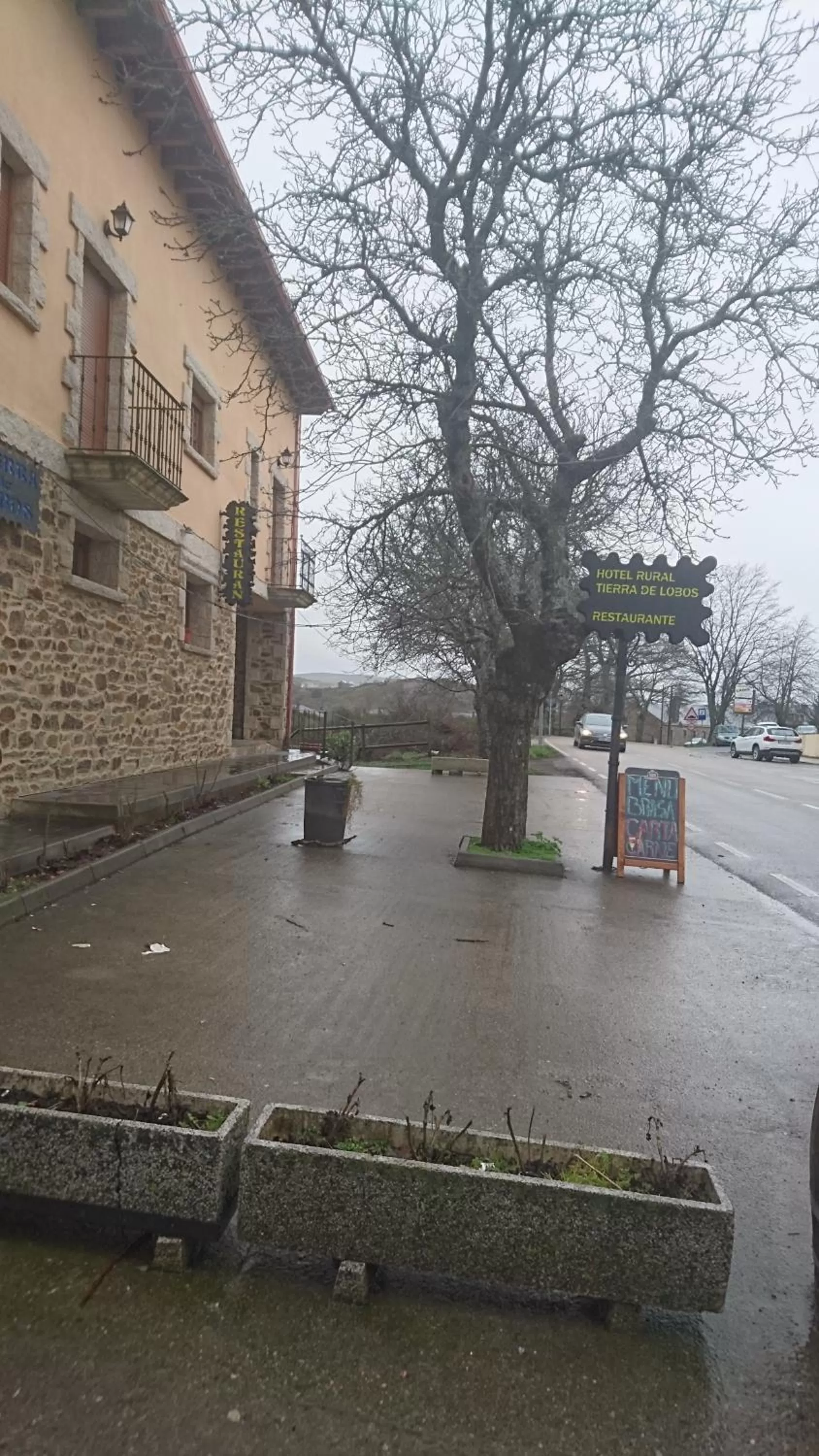 Facade/entrance in Tierra De Lobos