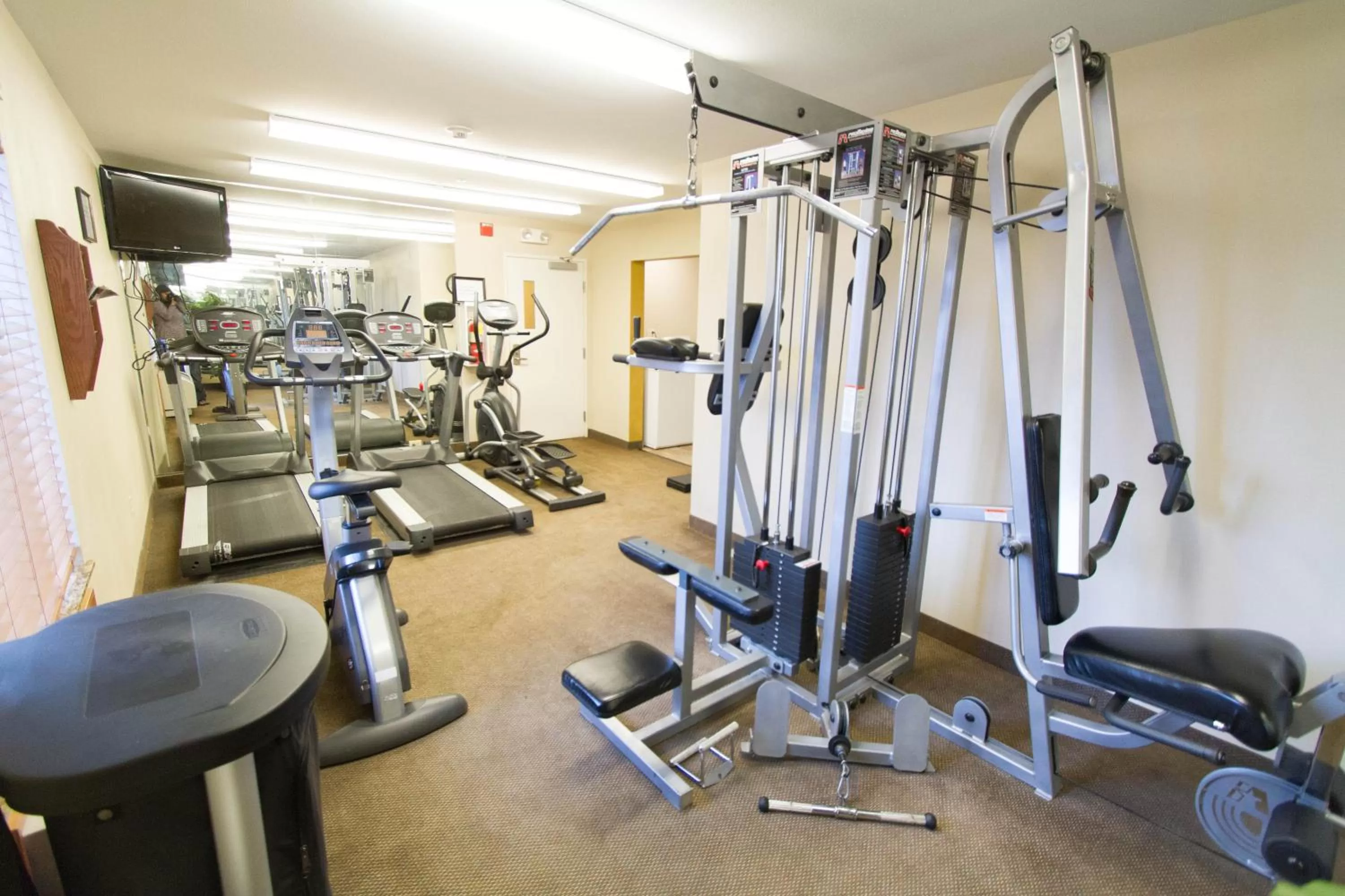 Fitness centre/facilities in Candlewood Suites Santa Maria by IHG