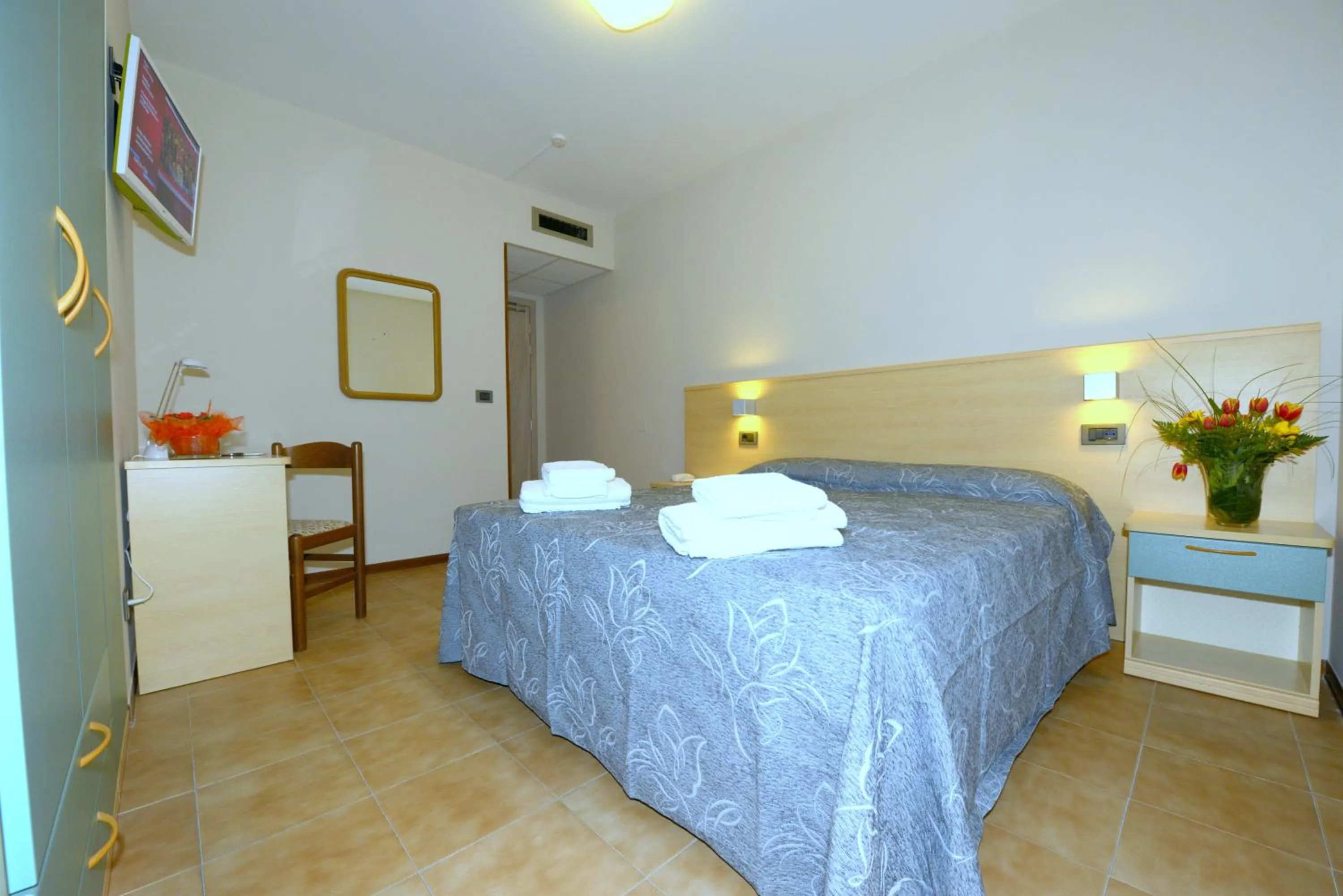 Bedroom, Bed in Hotel San Benedetto