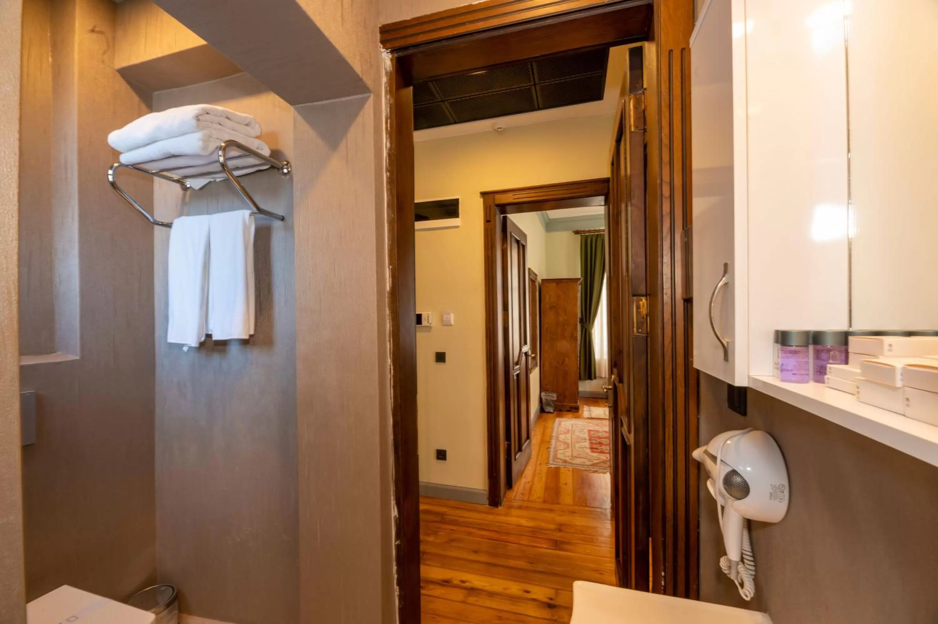 Bathroom in O'Pera Okanlı Suites