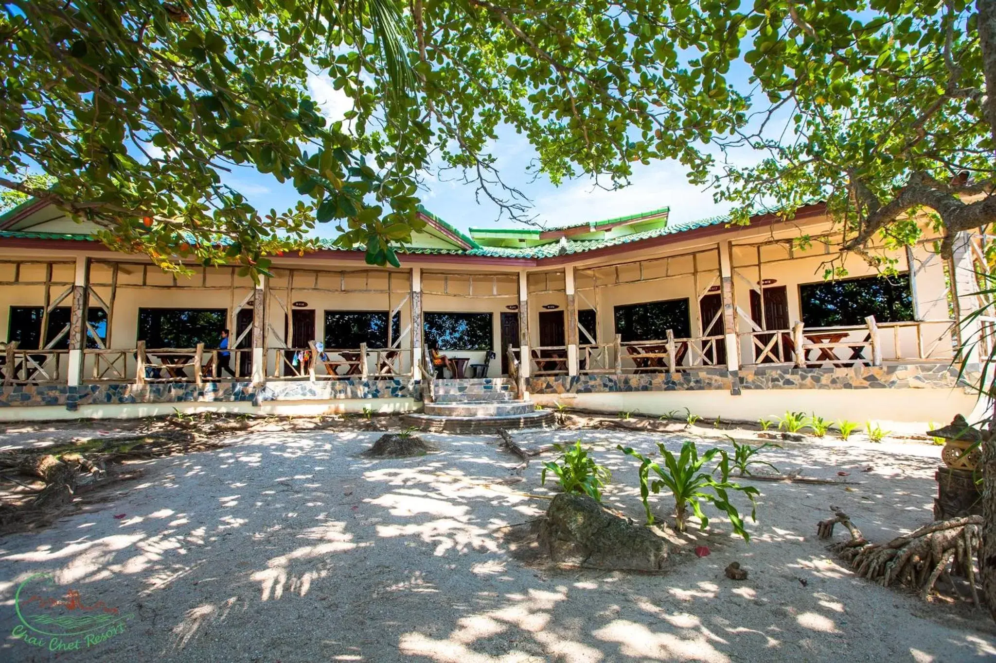 Standard Double or Twin Room - Sea View in Chai Chet Resort Koh Chang Standard Double or Twin Room - Sea View in Chai Chet Resort Koh Chang