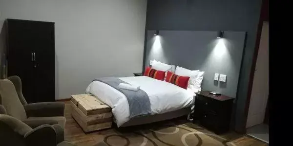 Tranquil House B&B @ 121 Berry St Tranquil House B&B @ 121 Berry St