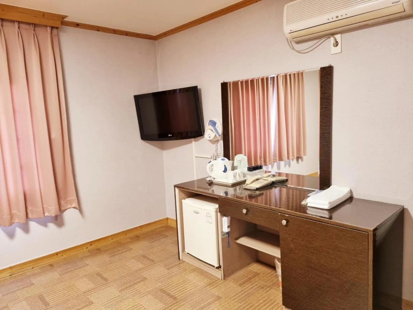 Decorative detail in Hotel G