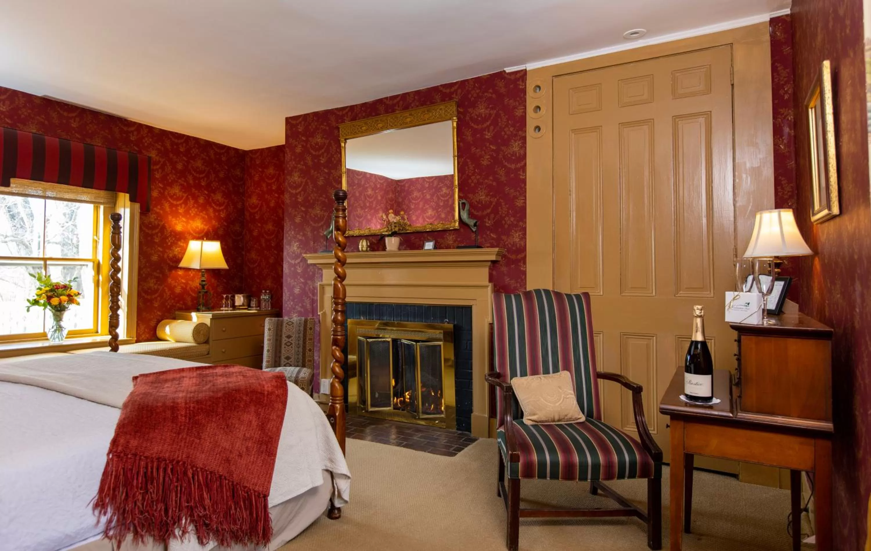 Photo of the whole room in Woolverton Inn