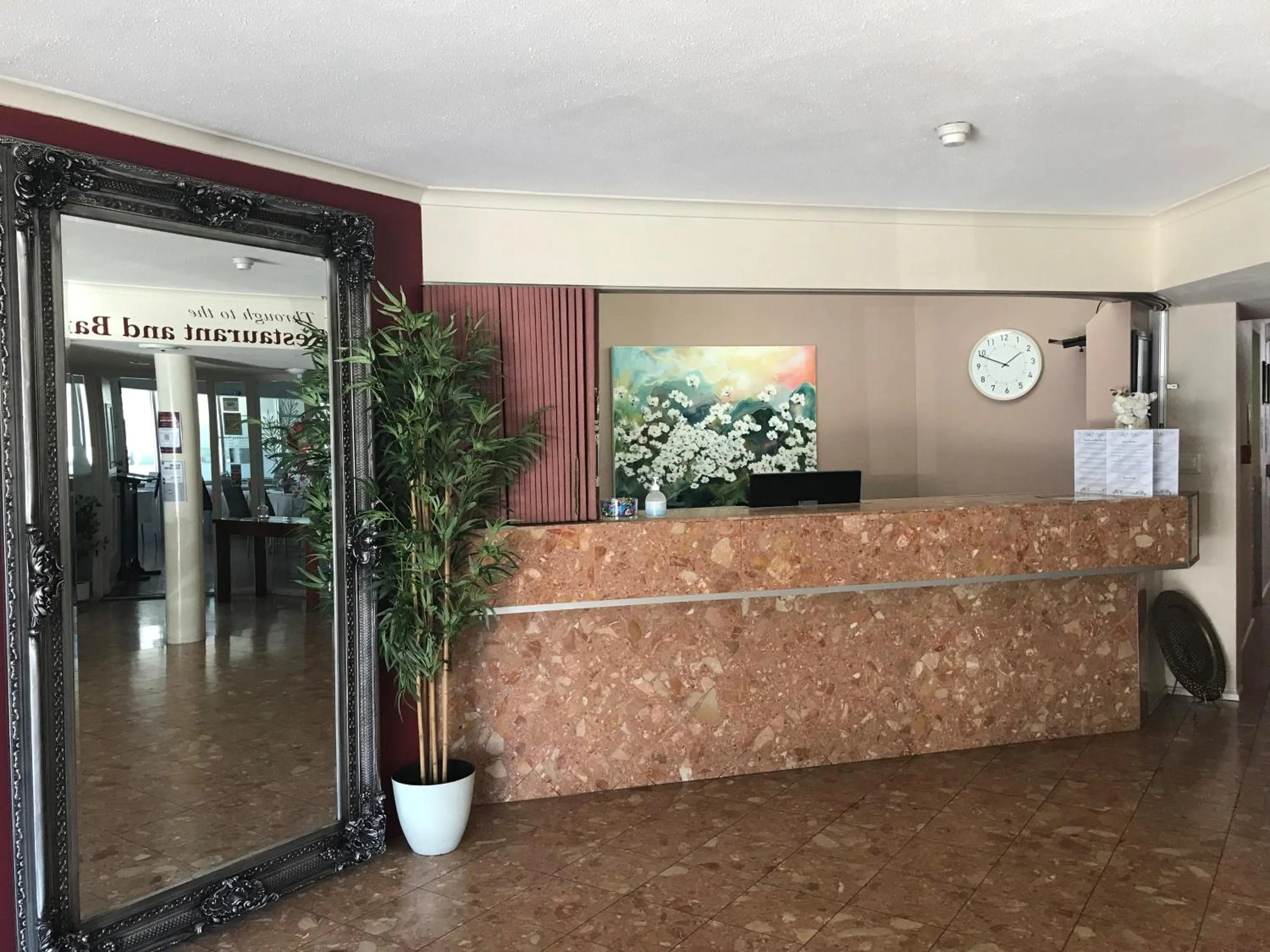 Lobby or reception, Lobby/Reception in Metro Hotel & Apartments Gladstone