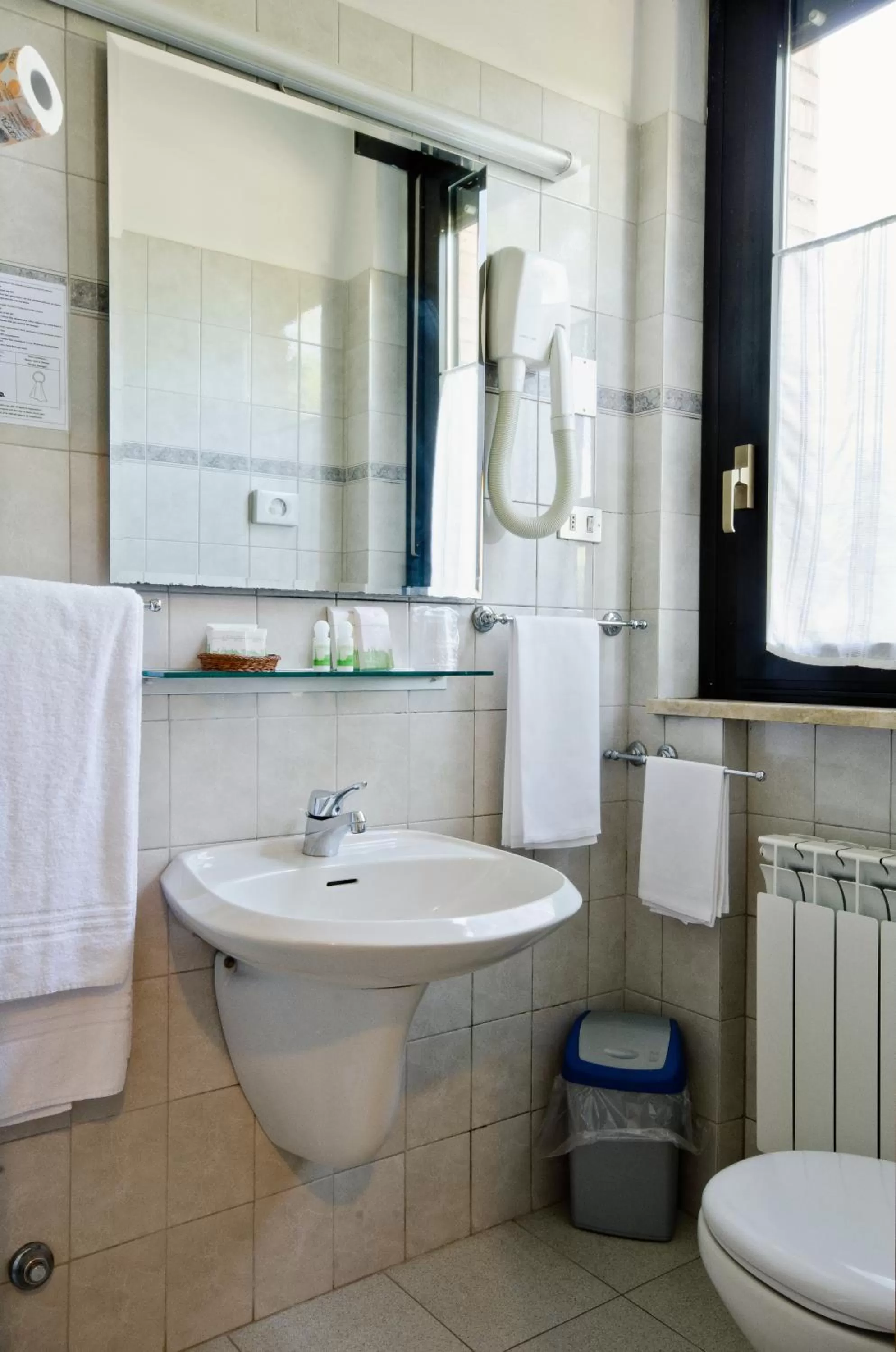 Photo of the whole room in Hotel Ai Tufi