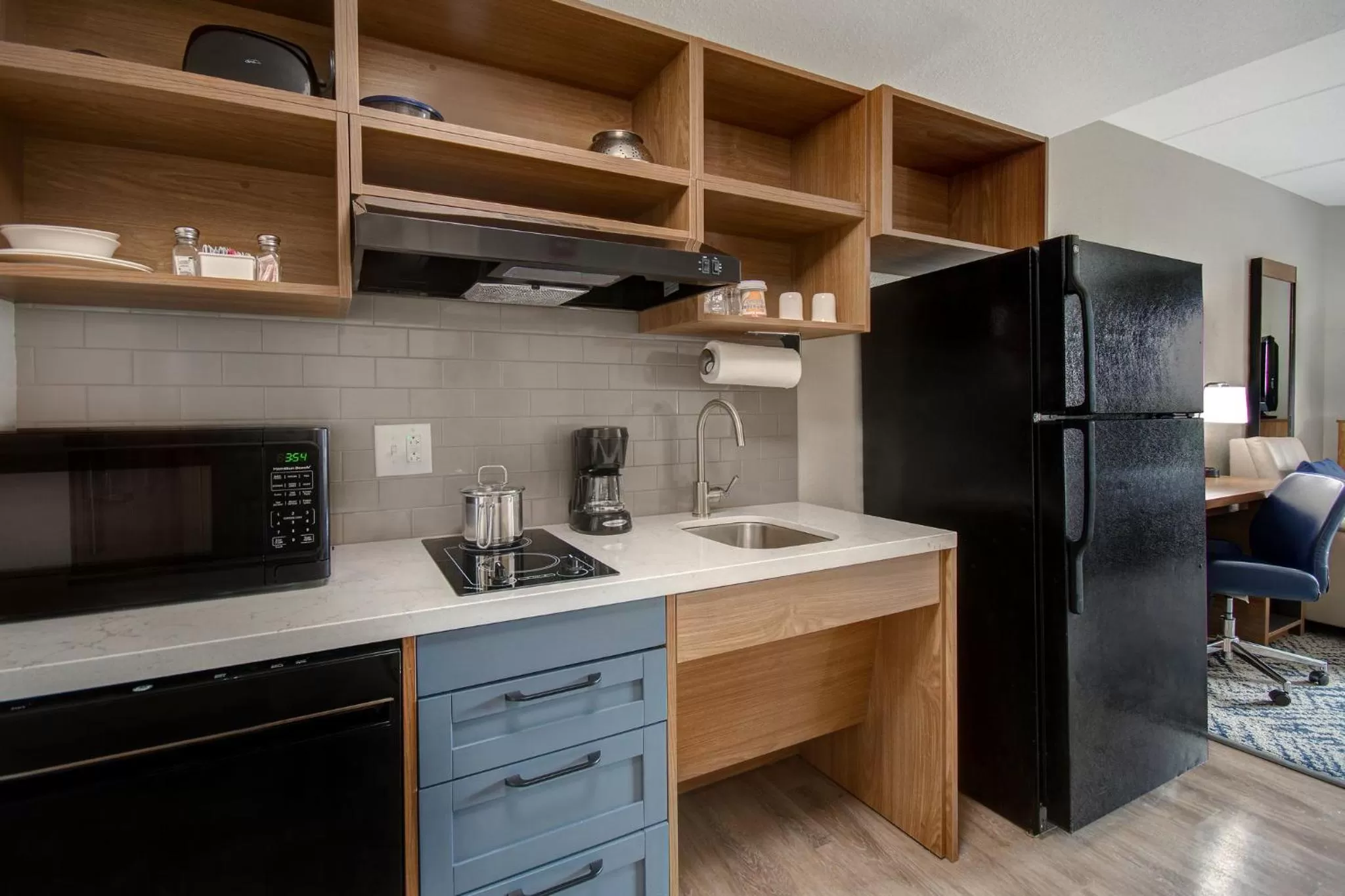 Queen Studio - Disability Access/Roll-in Shower/Non-Smoking in Candlewood Suites Columbia-Fort Jackson, an IHG Hotel