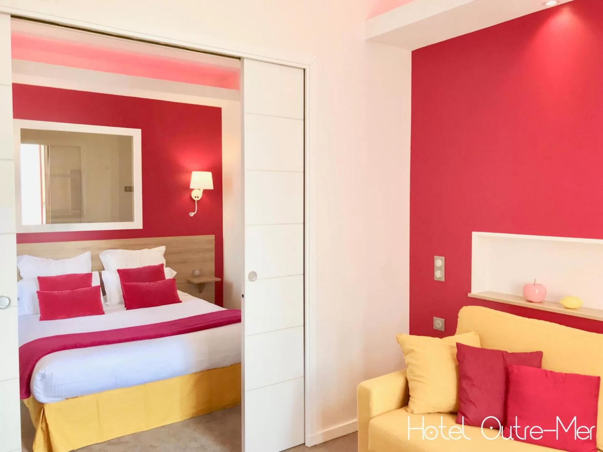 Bed in Hôtel Outre-Mer - Villa Le Couchant